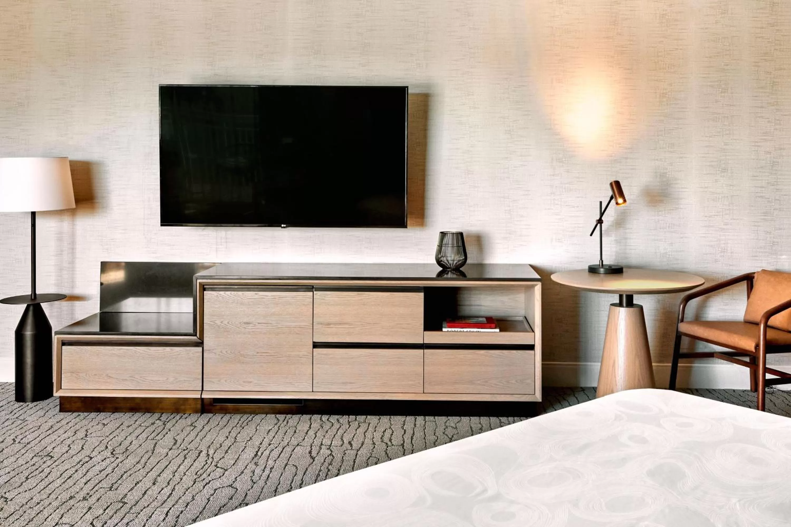 Photo of the whole room, Bed in JW Marriott Phoenix Desert Ridge Resort & Spa