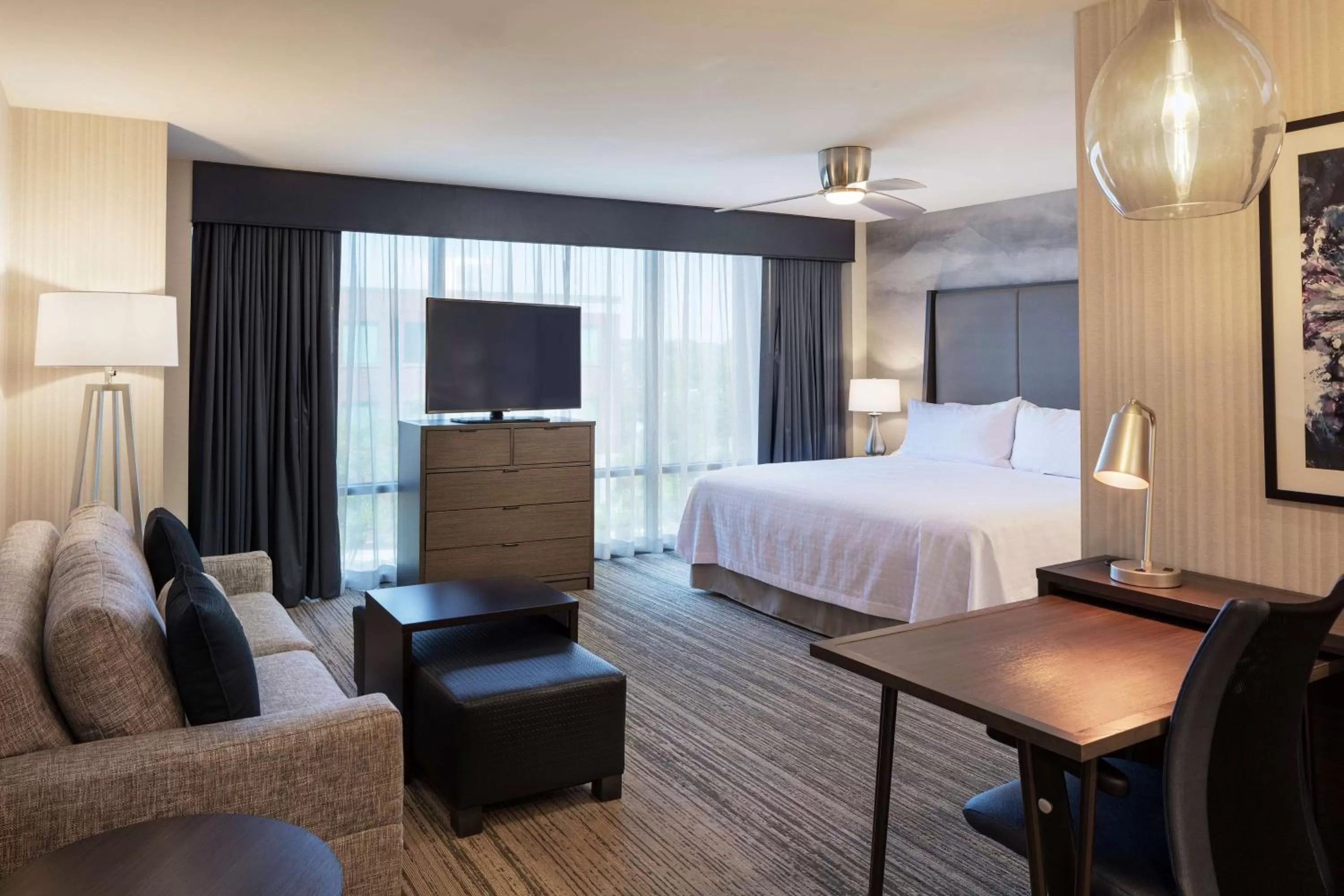 Bedroom, Bed in Homewood Suites by Hilton Needham Boston