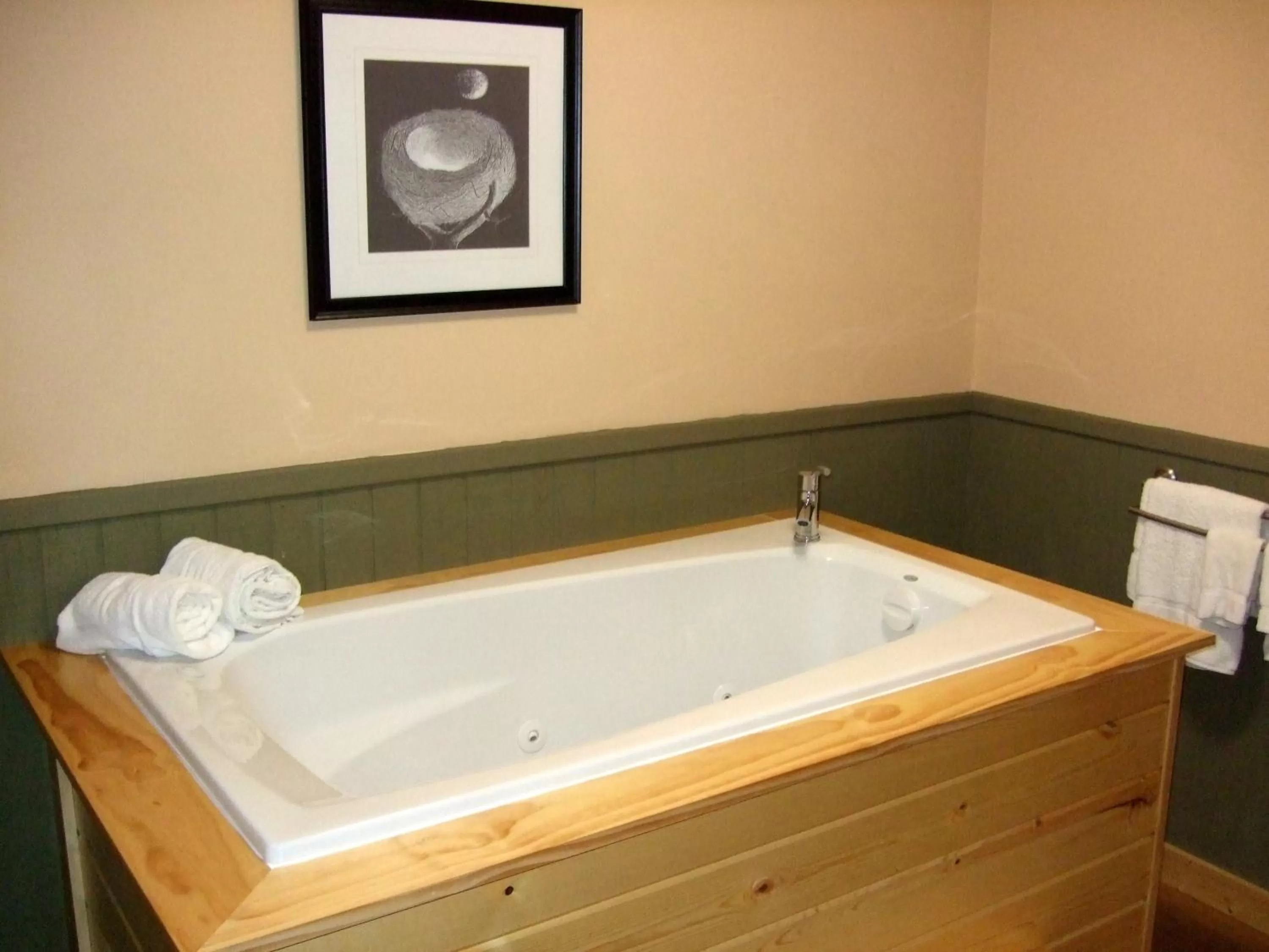 Bathroom in Paradise Hills, Winery Resort & Spa