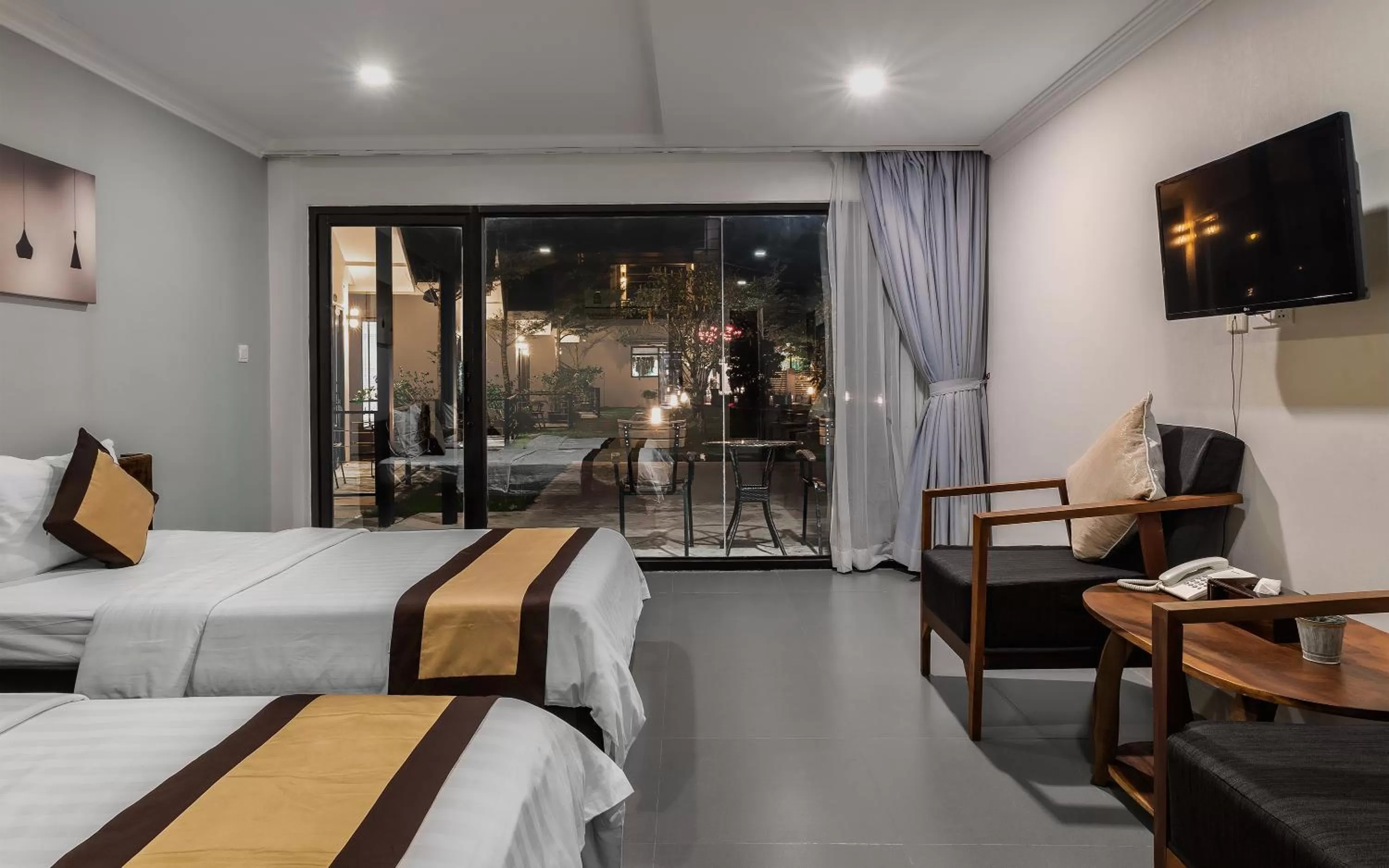 Night, Bed in Sandy Clay Bungalows