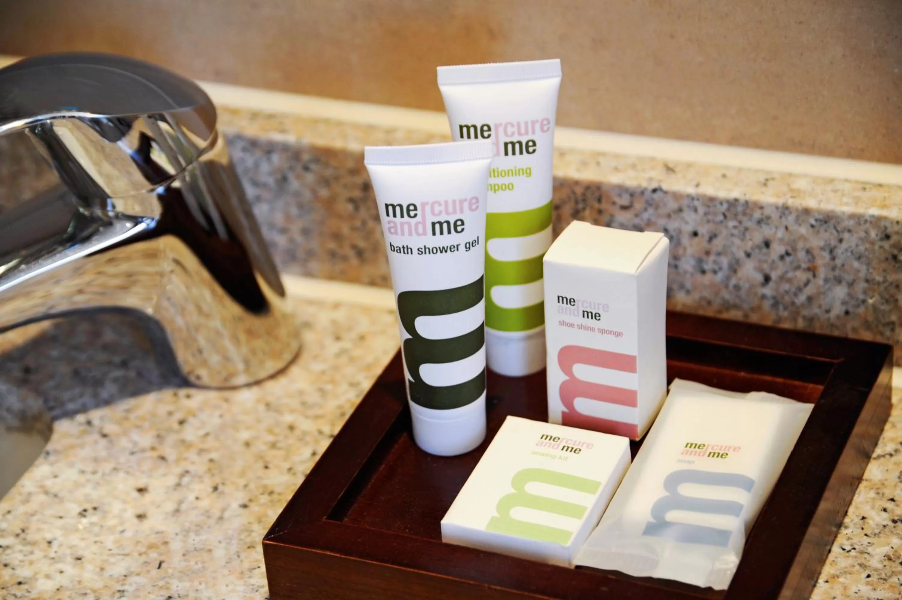 Bathroom in Mercure London Bloomsbury Hotel