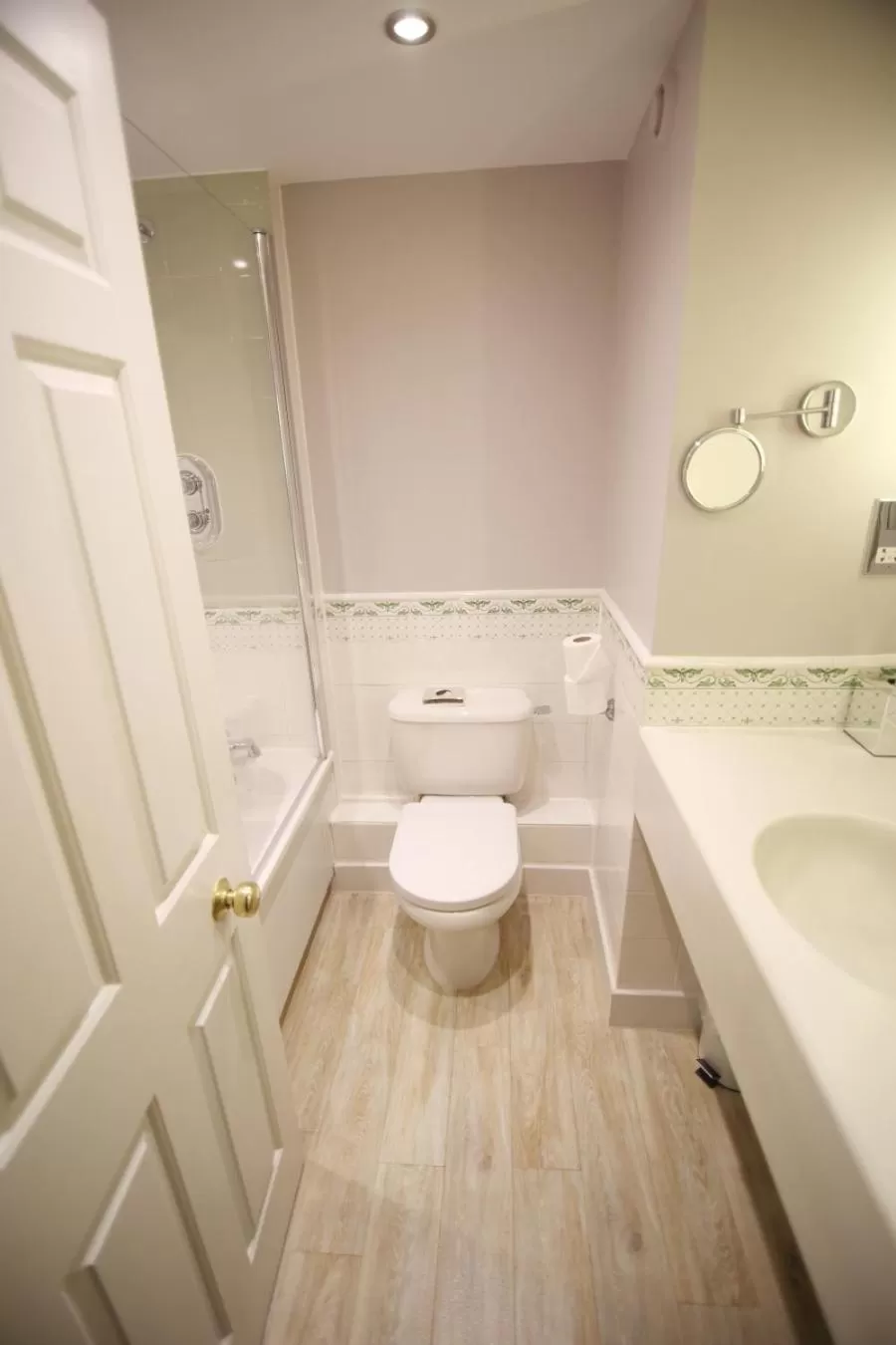 Bathroom in Mercure Gloucester Bowden Hall Hotel