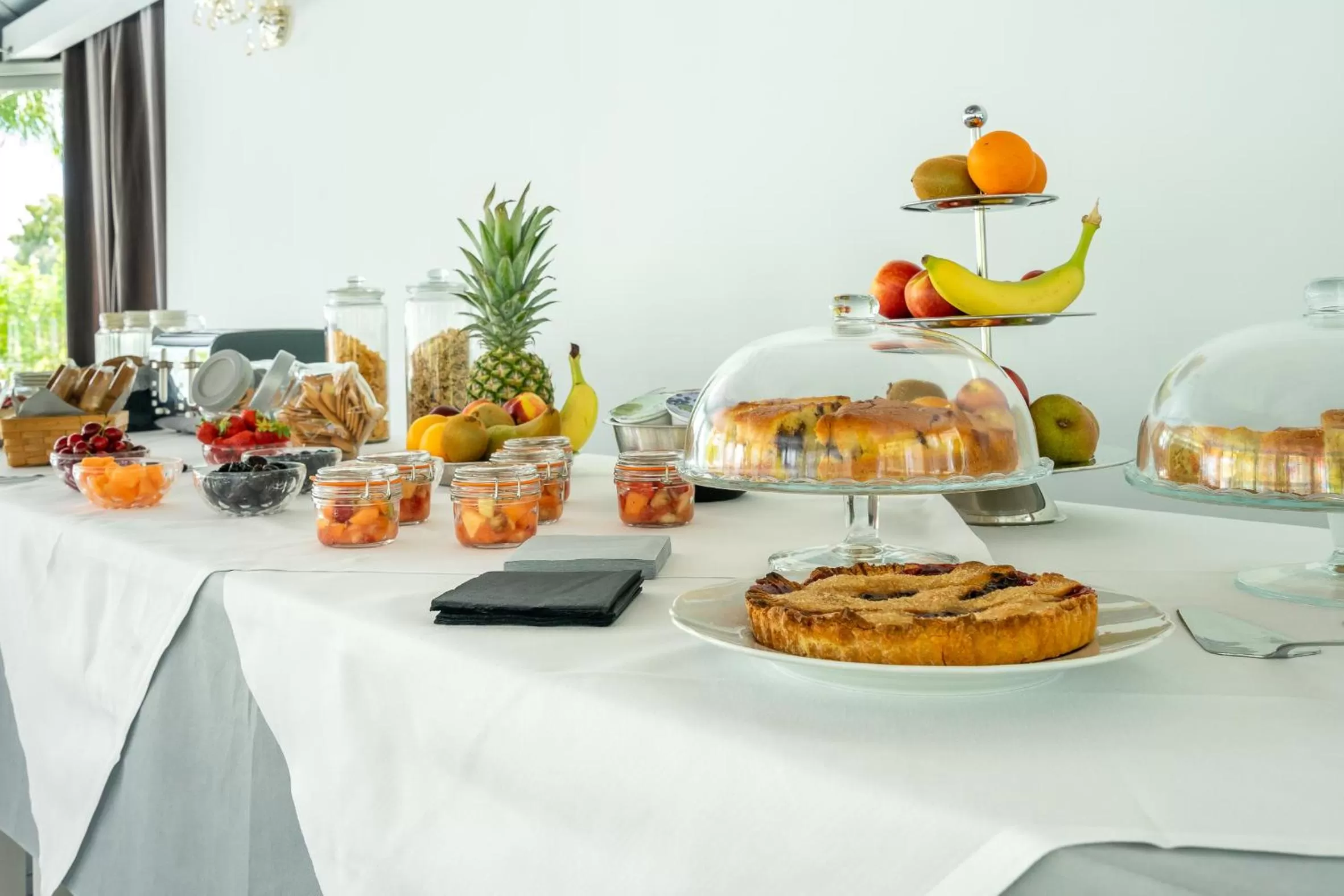 Breakfast in Casale Delle Ronde B&B