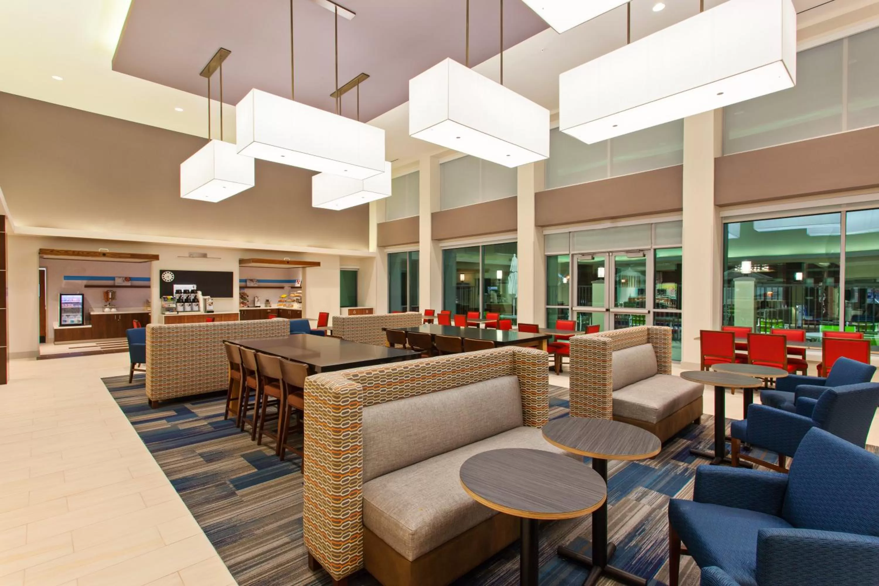 Breakfast in Holiday Inn Express & Suites Houston S - Medical Ctr Area by IHG