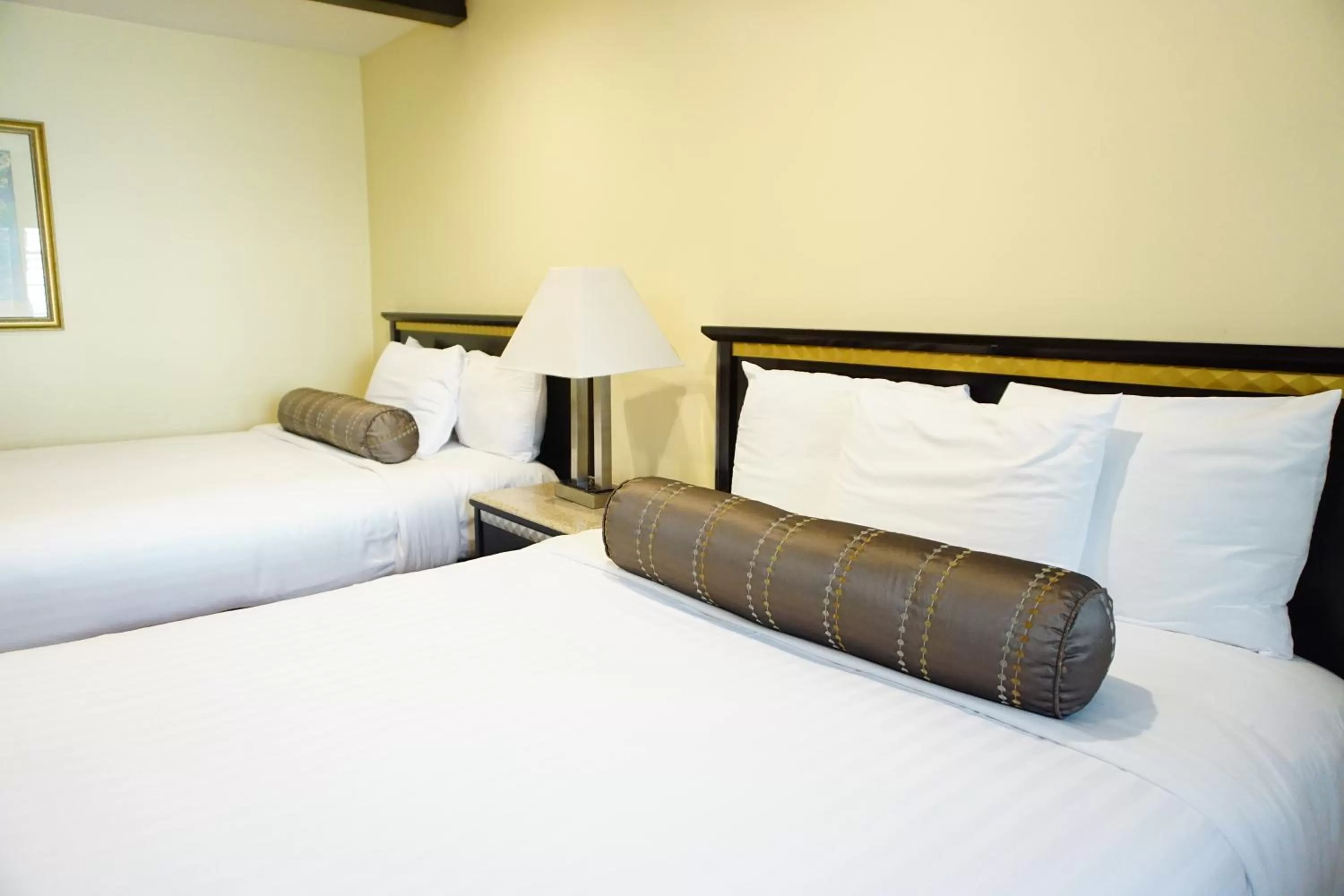 Photo of the whole room, Bed in Tuscan Garden Inn