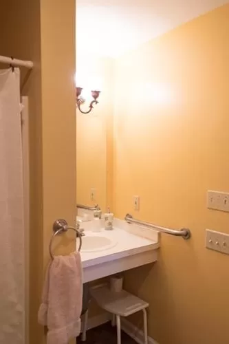 Bathroom in Inn at the Old Silk Mill