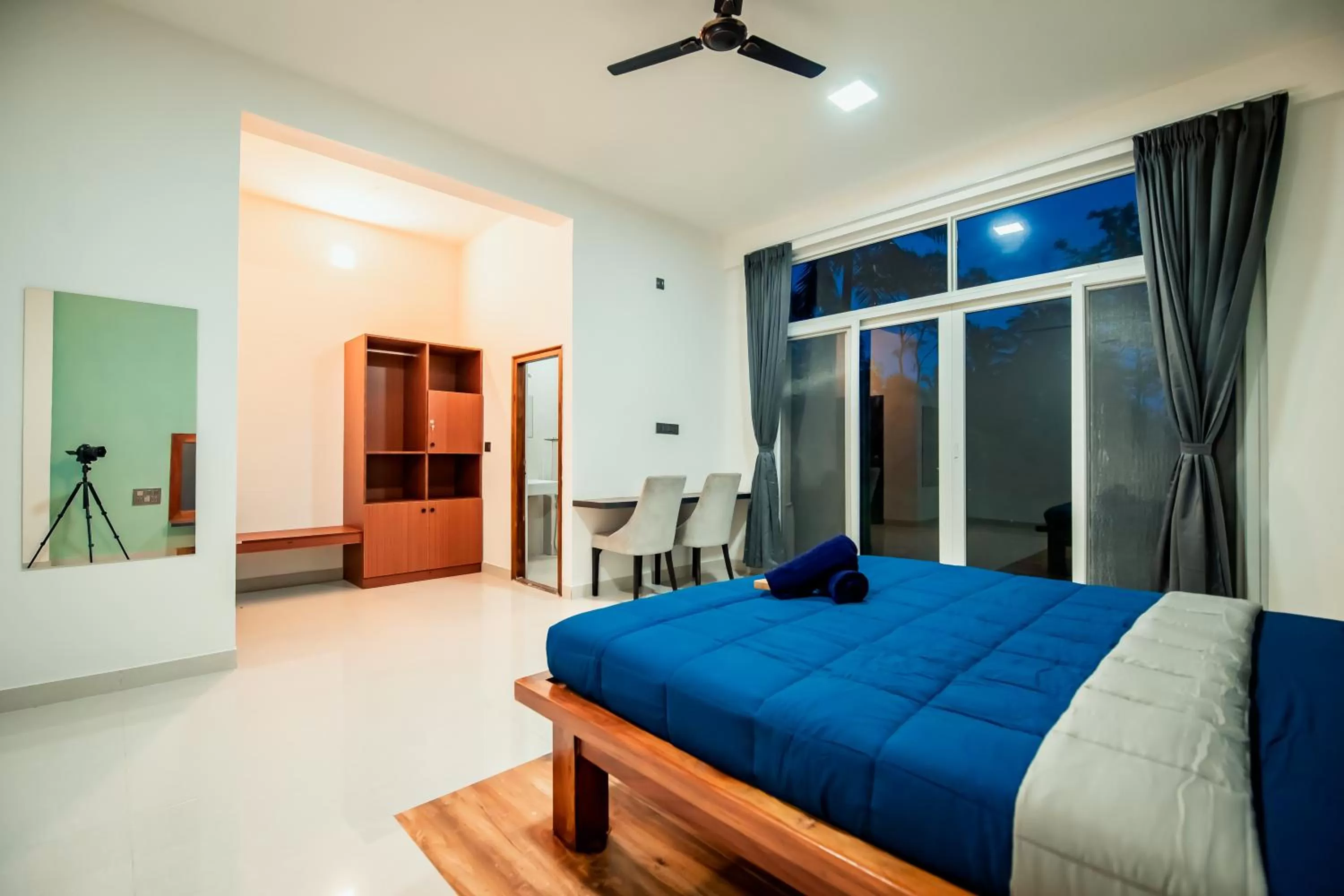 Photo of the whole room, Bed in Commune18 Resort Chikmagalur