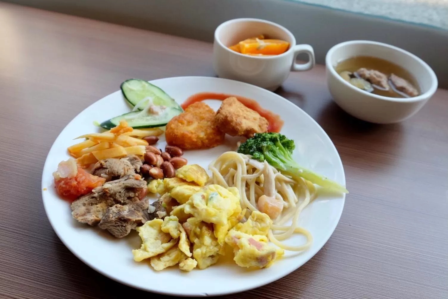 Breakfast in Hola Motel