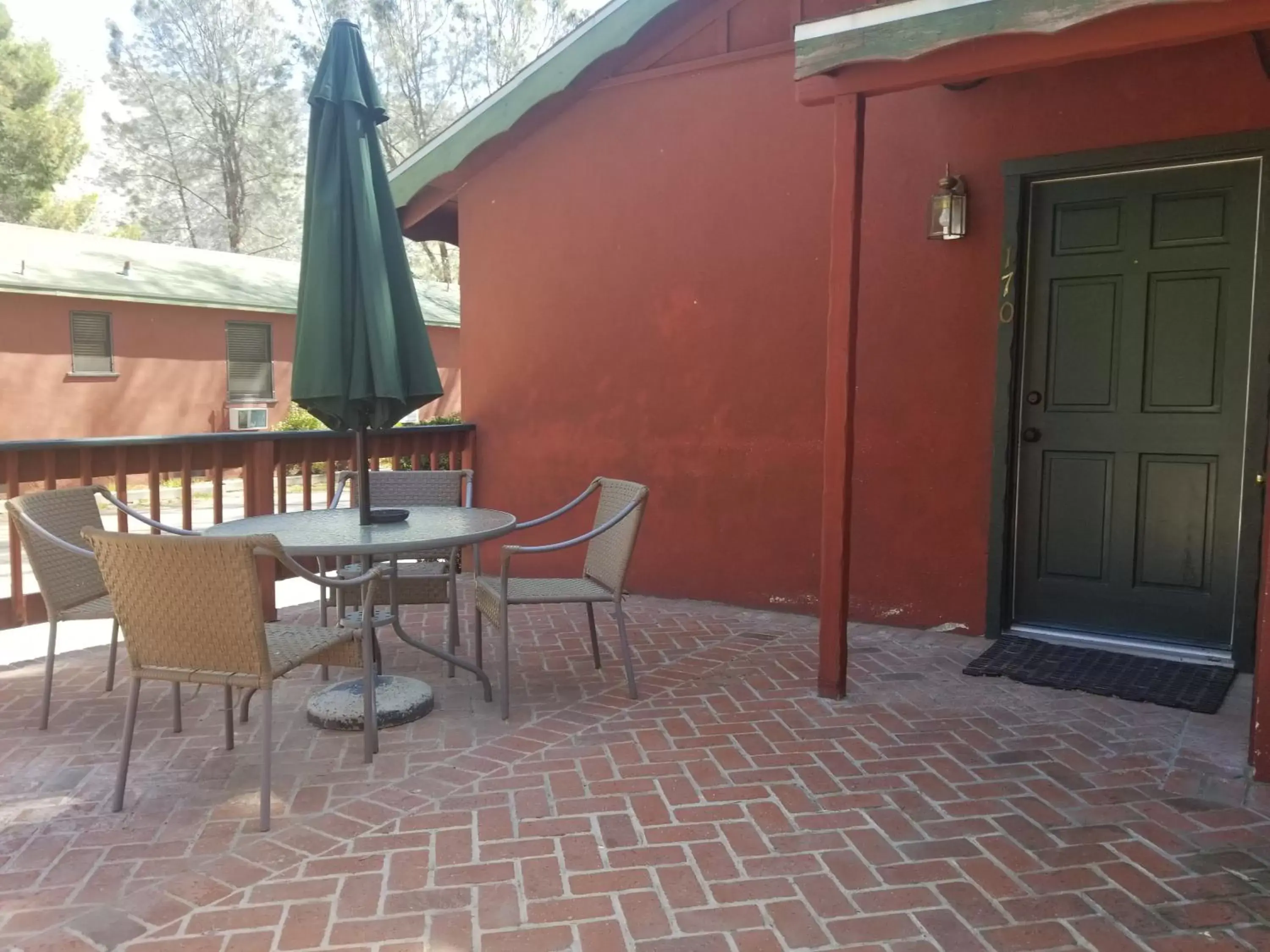 King Suite in Kernville Inn King Suite in Kernville Inn