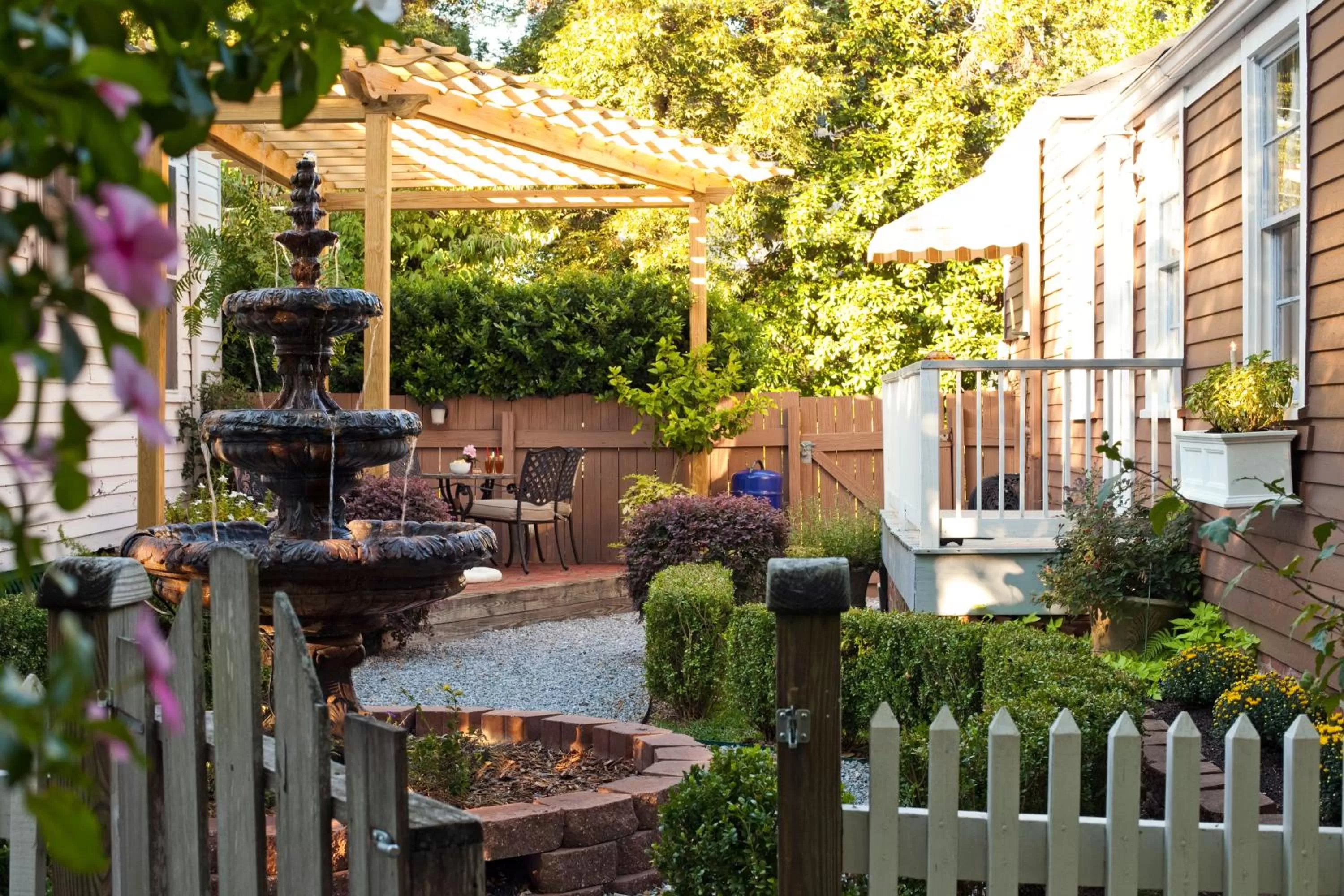 Garden in Devereaux Shields House