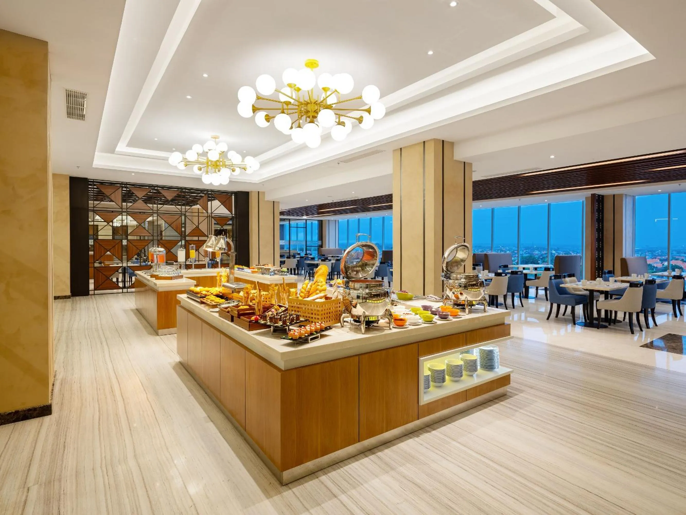 Restaurant/places to eat in Aston Gresik Hotel & Conference Center