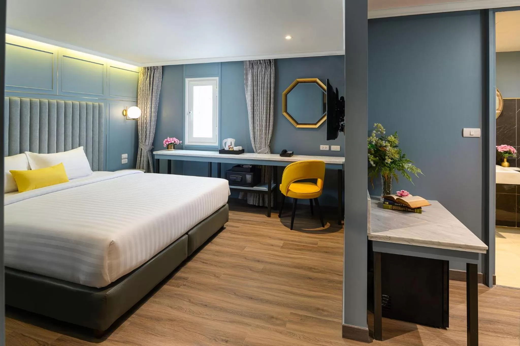 Bed in The Mulberry Bangkok Khaosan Road