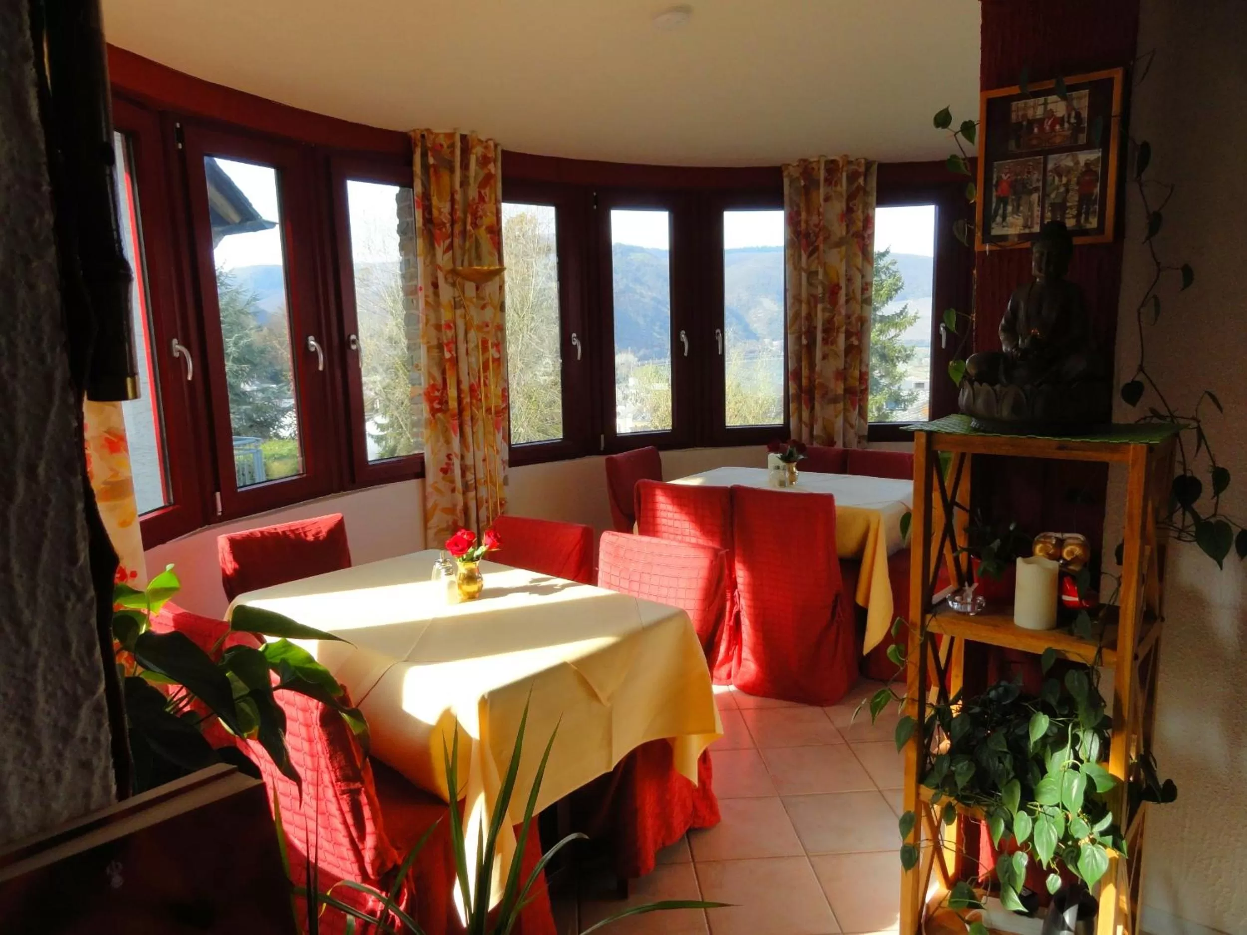 Restaurant/places to eat in Haus Adams - das Wohlfühl Gästehaus