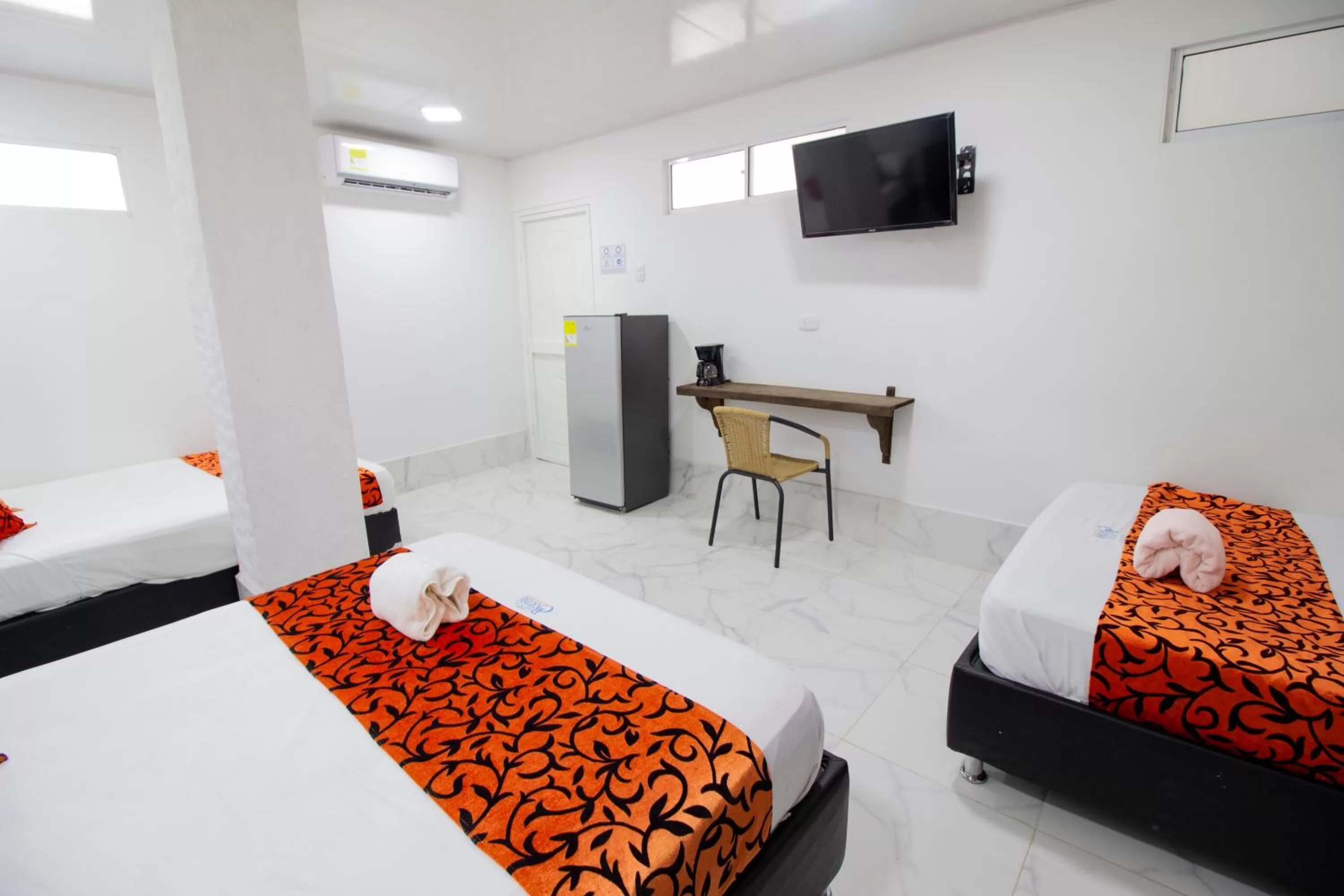 Photo of the whole room, TV/Entertainment Center in Hotel Bello Caribe