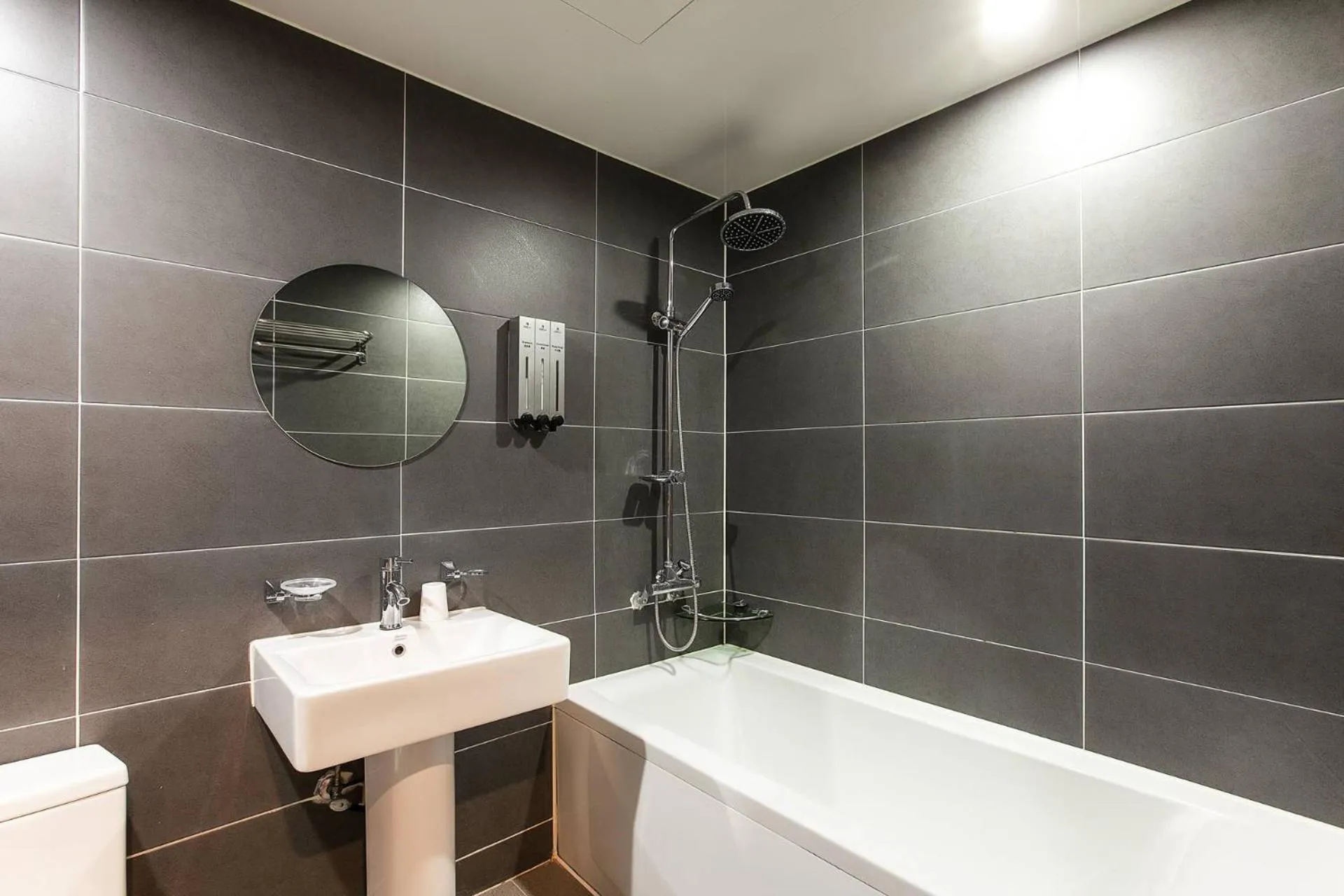 Bathroom in Suwon Dono1796 Hotel