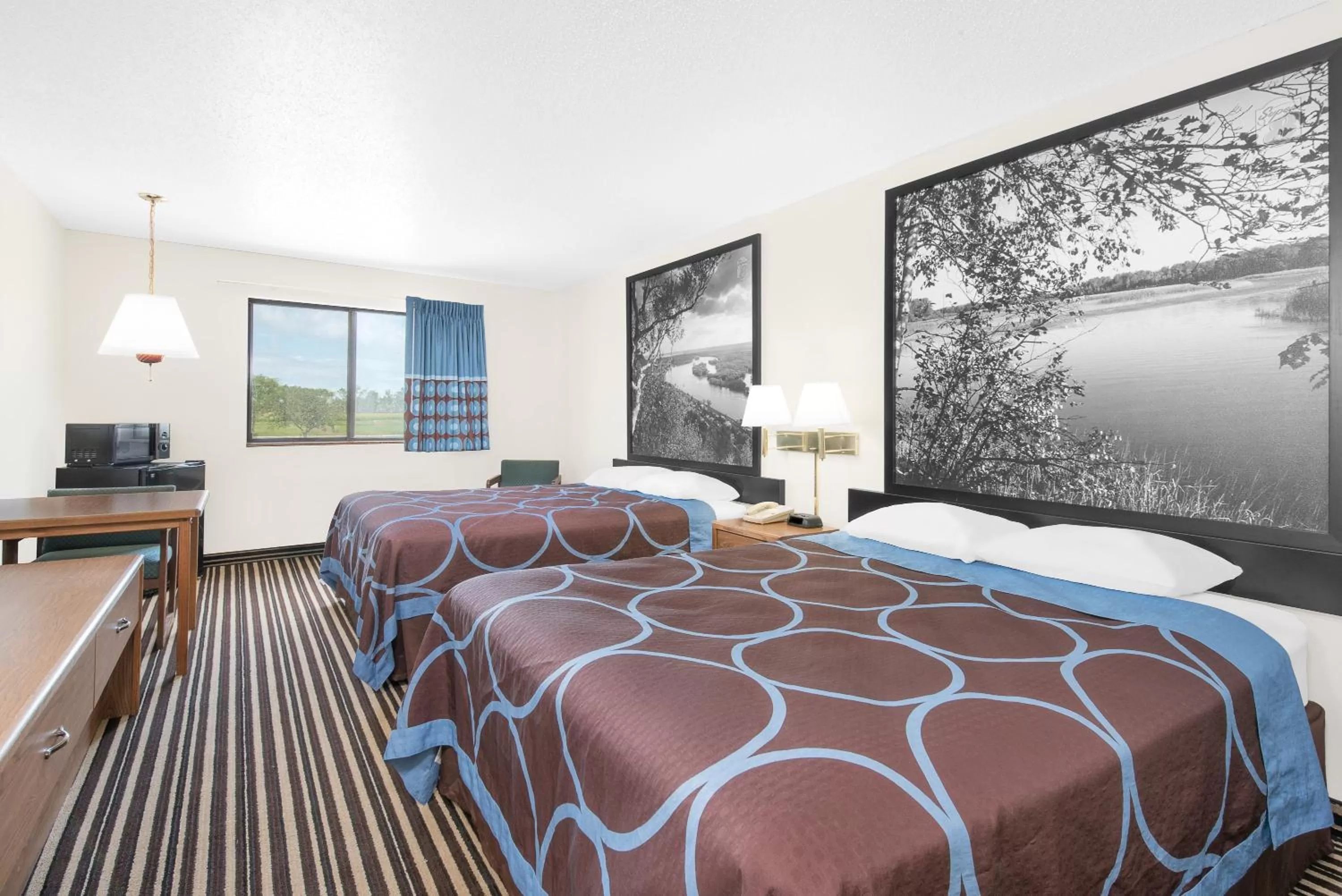 Bed in Wrangler Hotel Morris