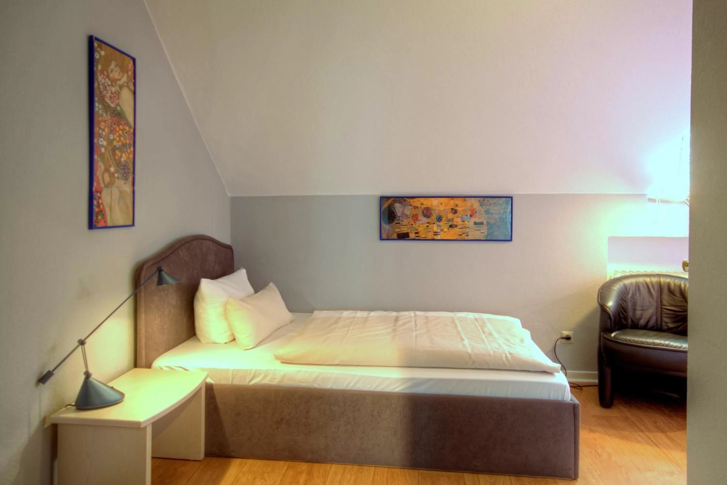 Bed in Hotel Zum Goldenen Stern