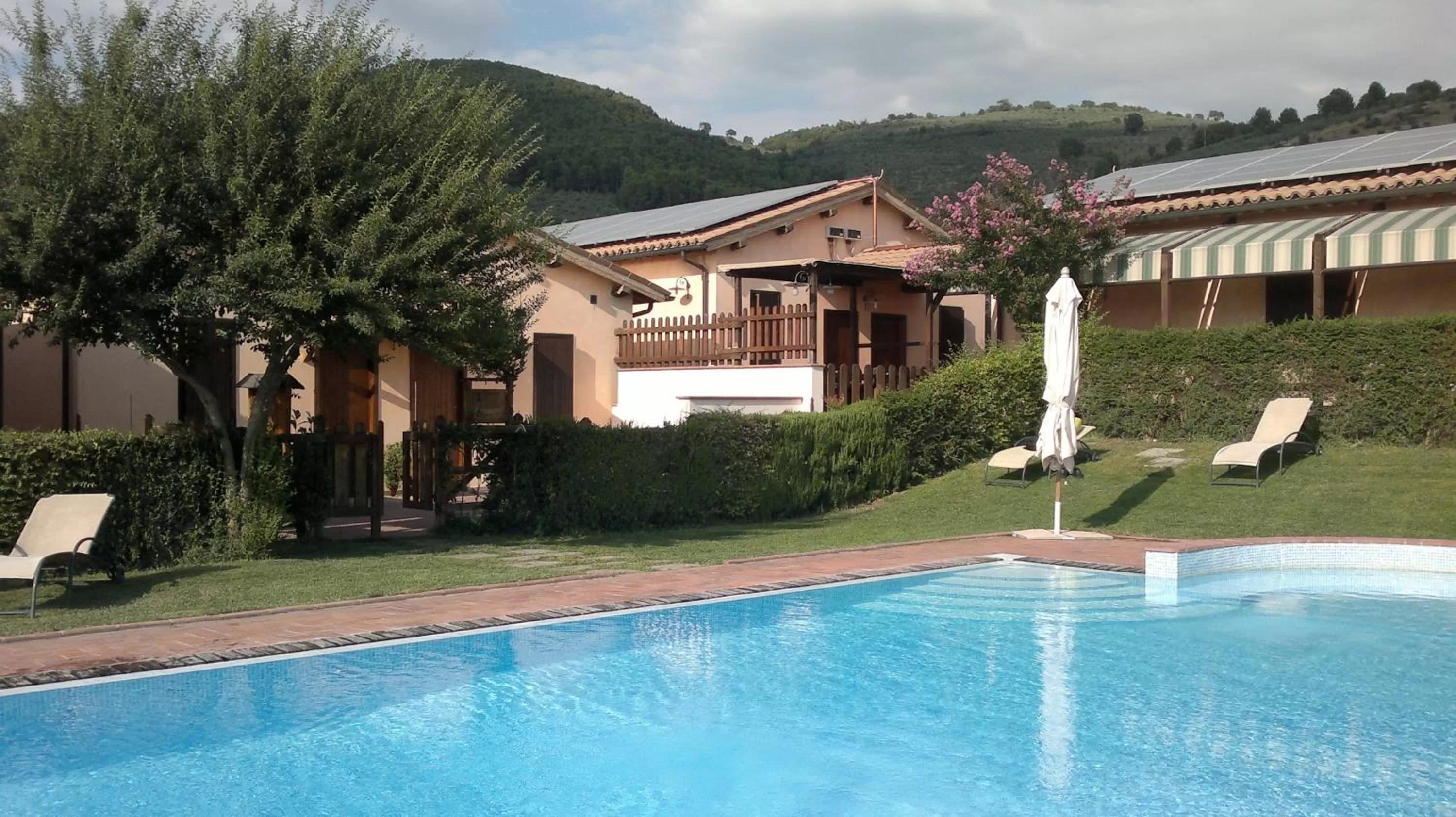 Swimming pool in Il Borgo Dell'Ulivo