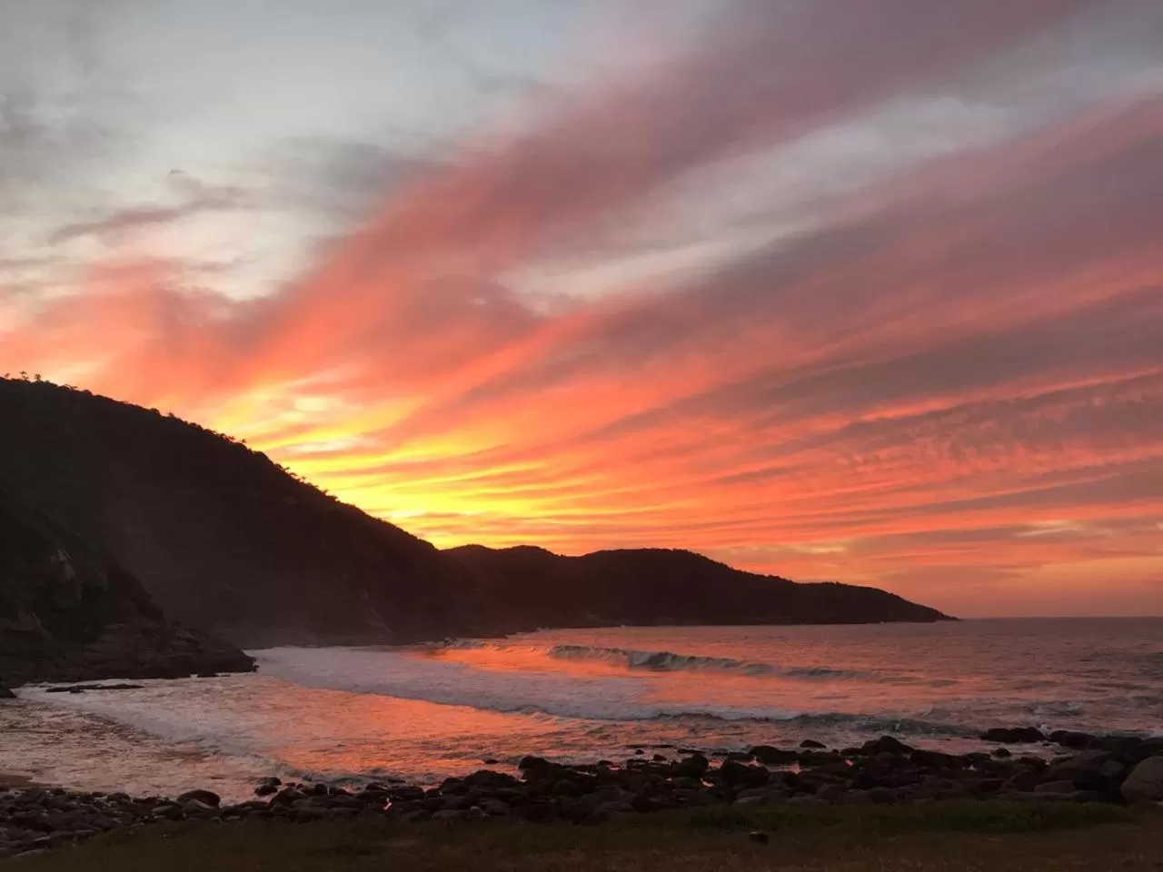 Sunset, Sunrise/Sunset in Pousada L'étage