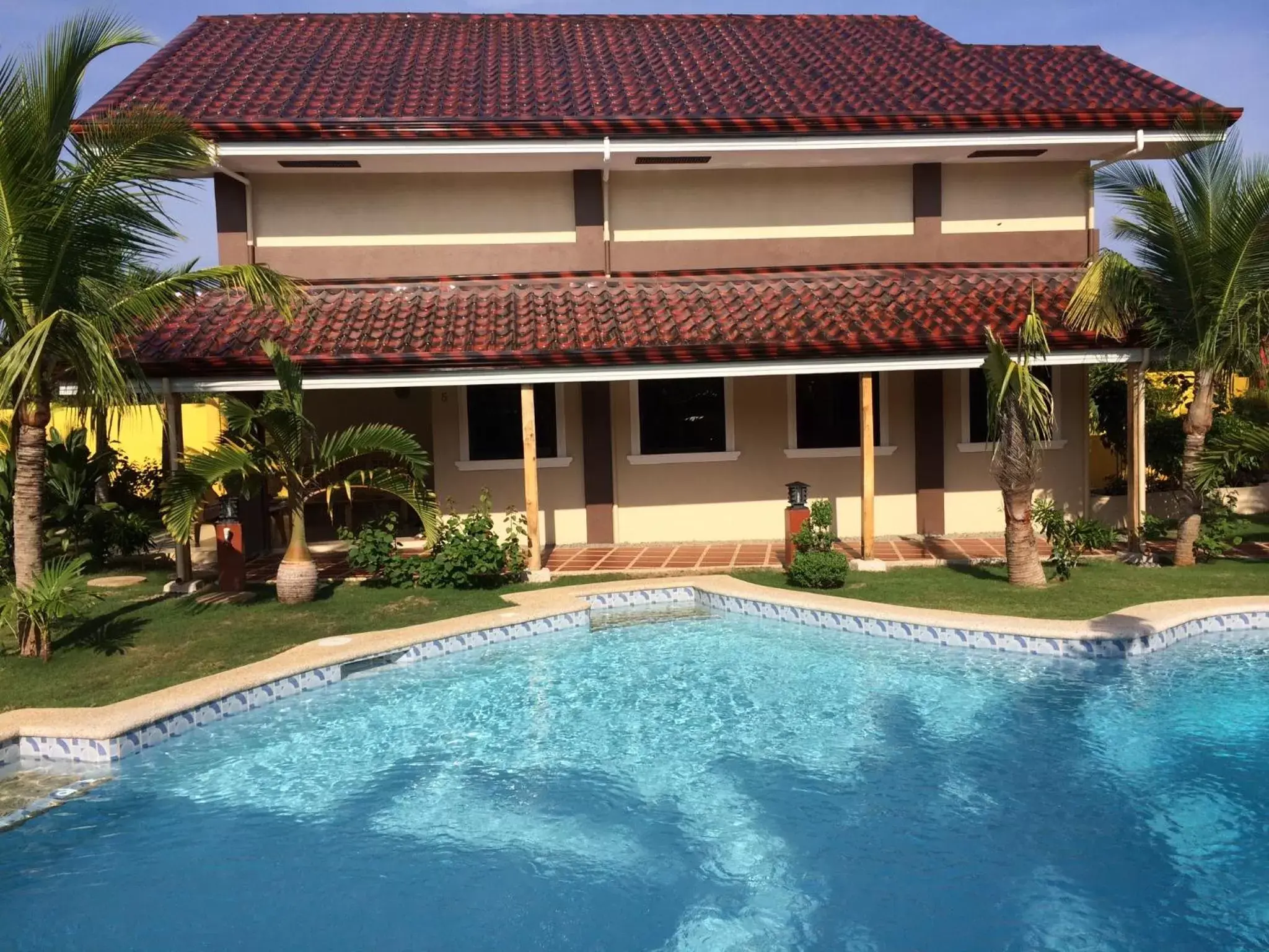 Three-Bedroom Gallery Villa in Alona's Coral Garden Resort (Adult-Only) Three-Bedroom Gallery Villa in Alona's Coral Garden Resort (Adult-Only)