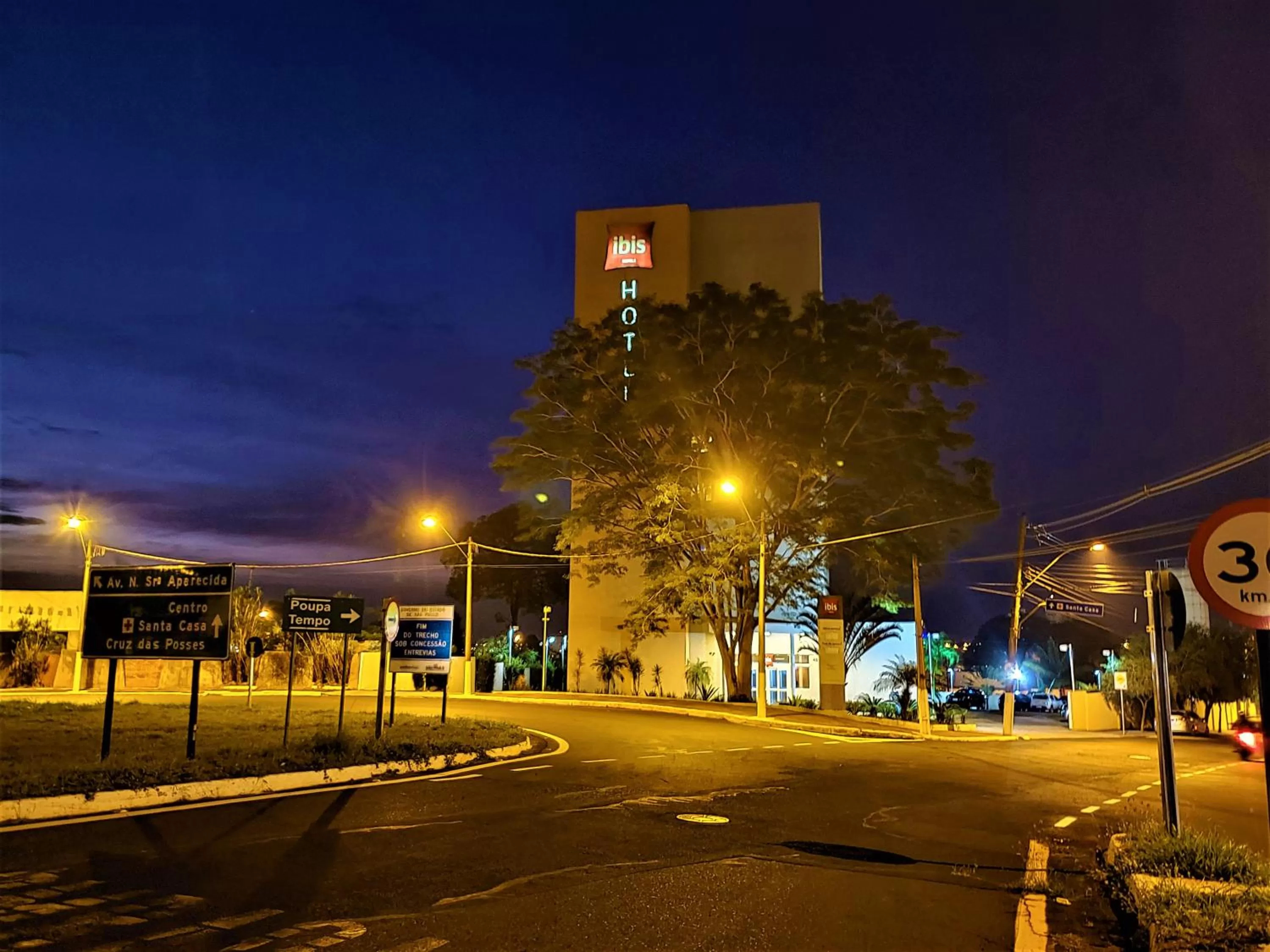 Facade/entrance in Ibis Sertaozinho
