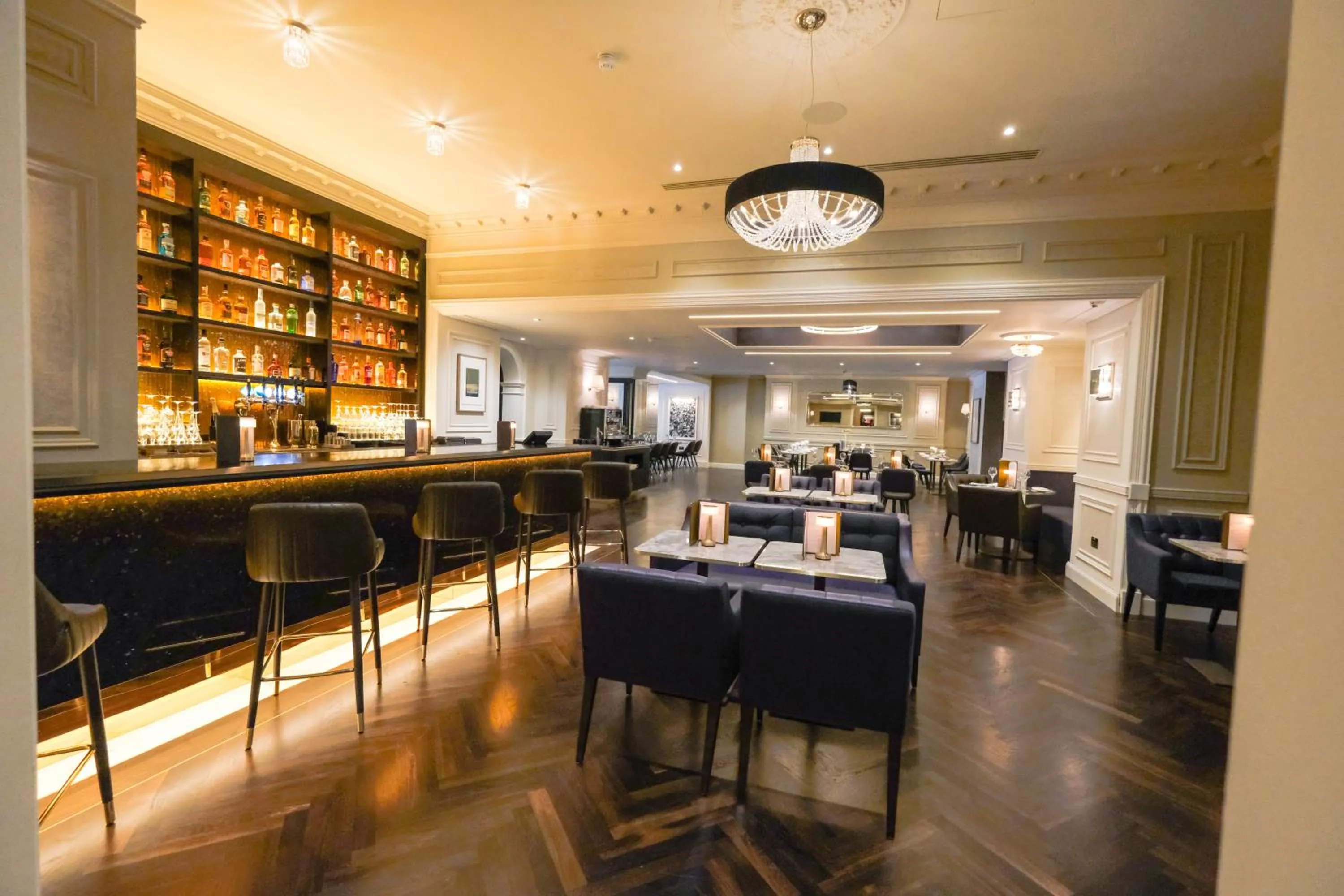 Restaurant/places to eat in Belvedere Hotel, Dublin City Centre