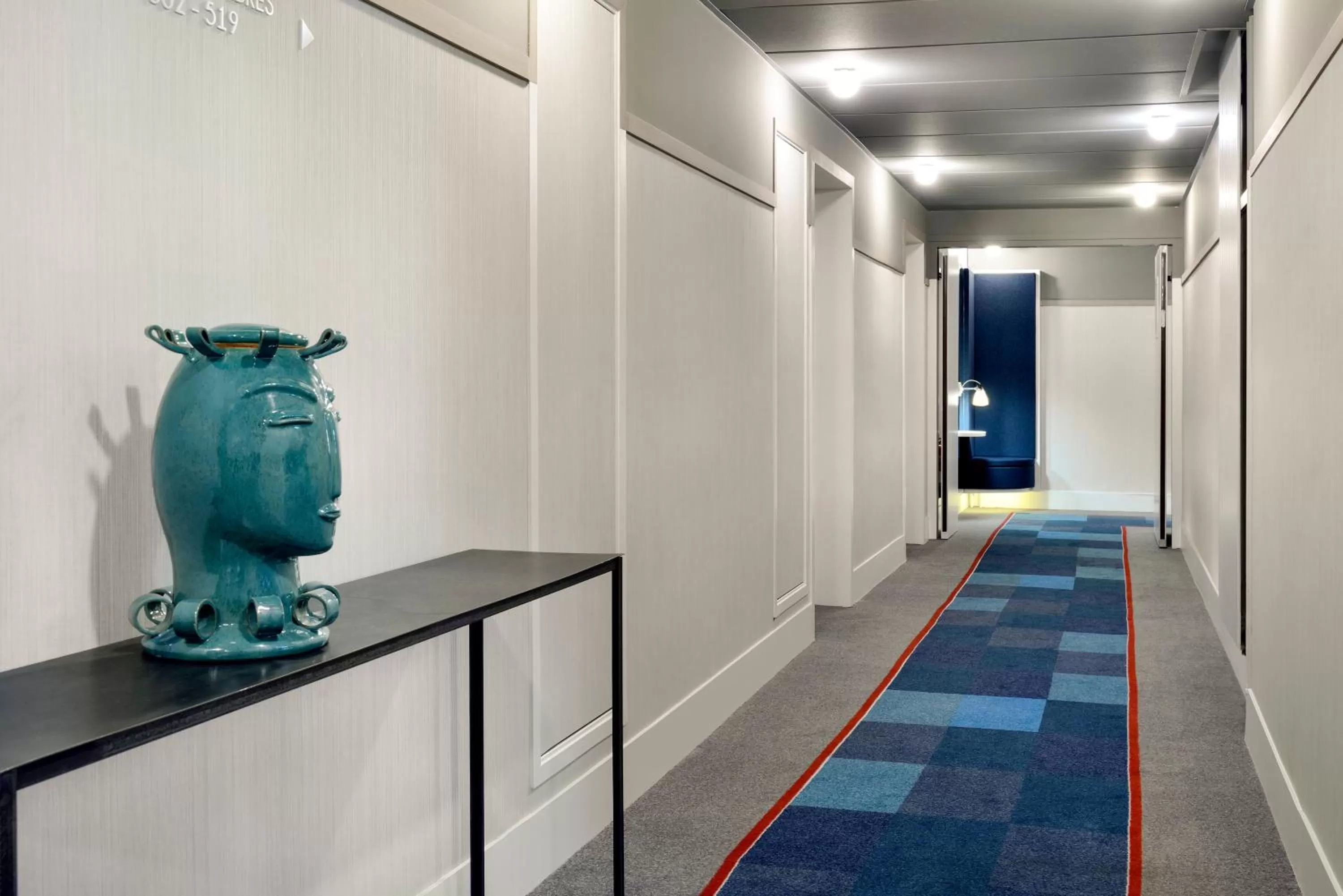 Lobby or reception in l'Echiquier Opéra Hotel Paris - MGallery Collection