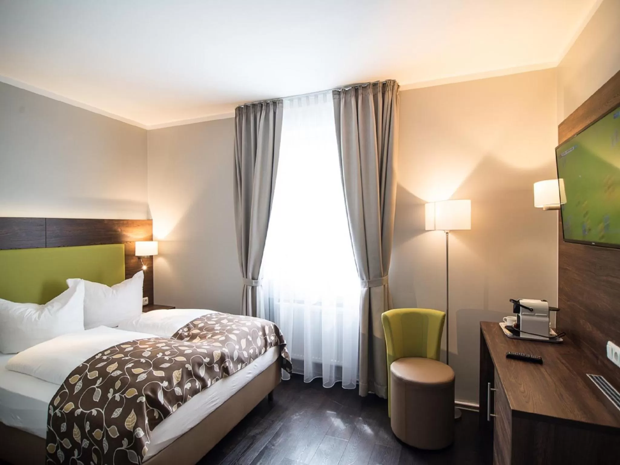 Day, Bed in BATU Apart Hotel