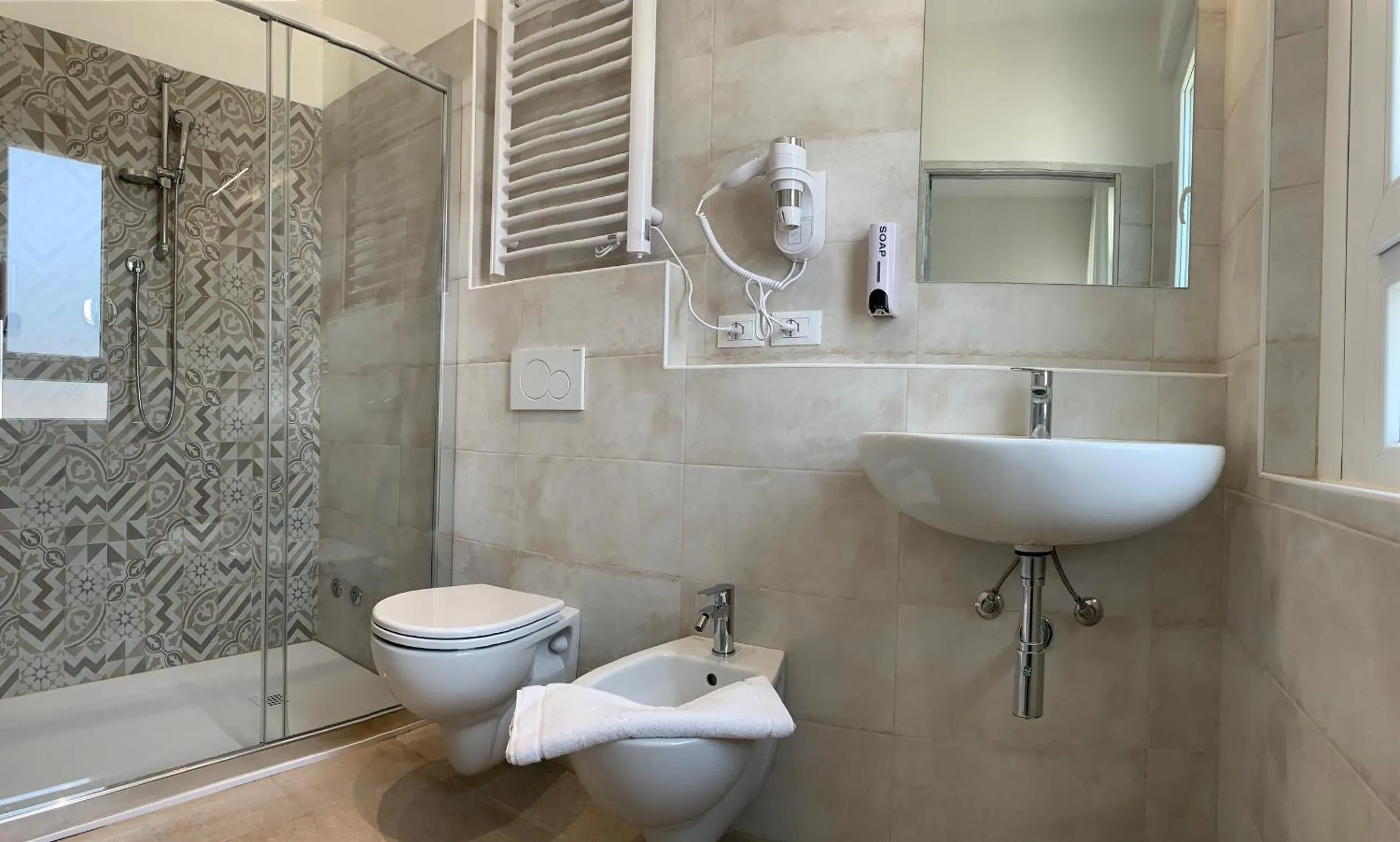 Shower in Hotel Laika