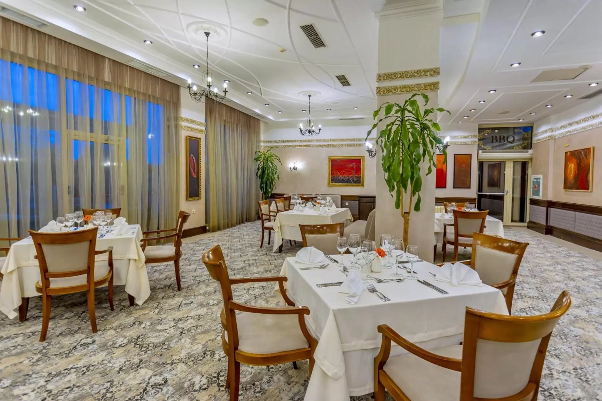 Restaurant/places to eat in Grand Hotel Pomorie - Medical spa