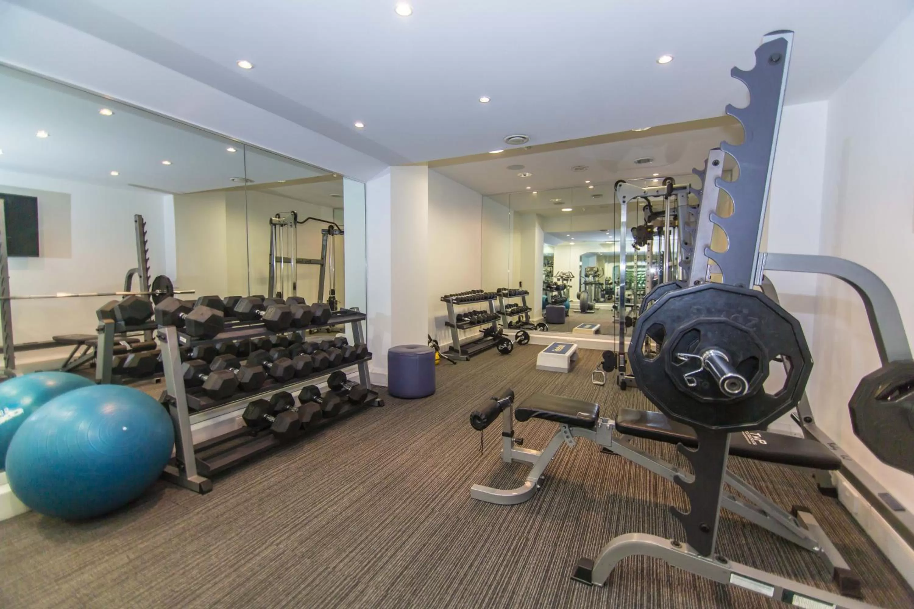 Fitness centre/facilities in Church Street by Supercity Aparthotels