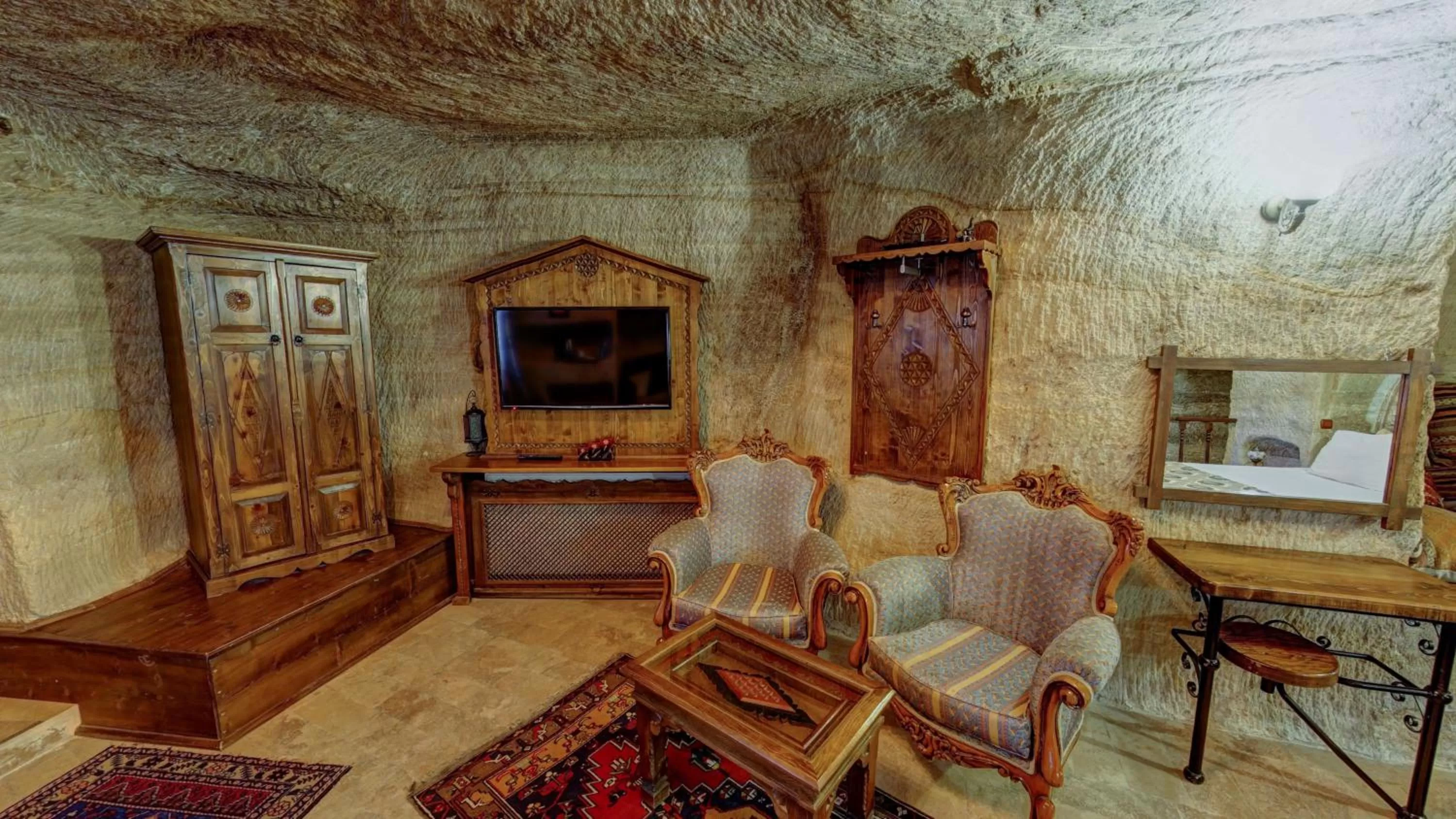 Seating area in Chelebi Cave House