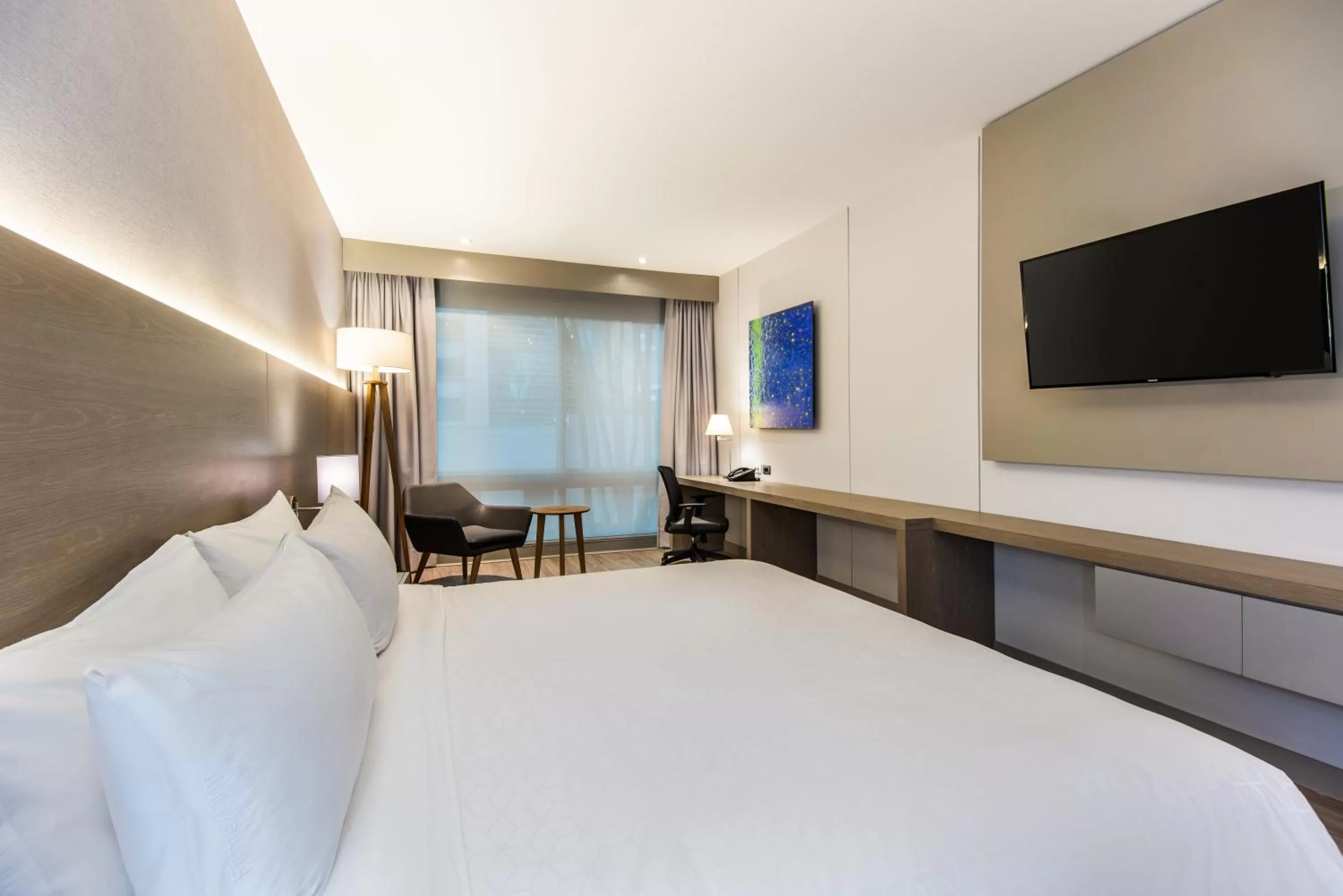 Photo of the whole room, Bed in Holiday Inn Express Bogotá - Parque La 93 by IHG