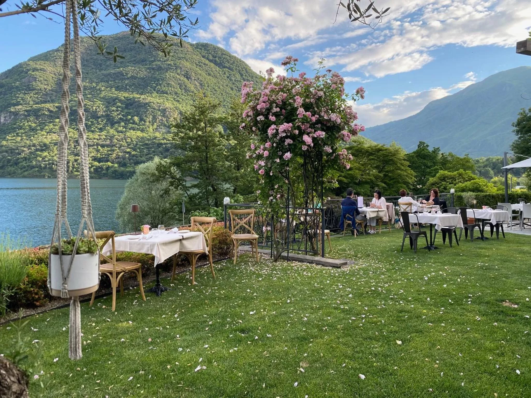 Restaurant/places to eat in Casa della Capra