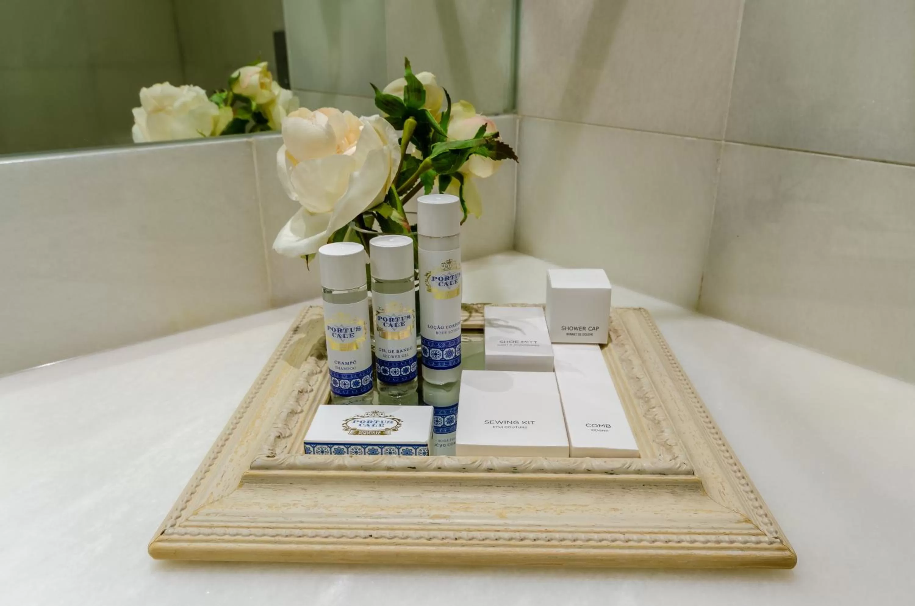 Bathroom in Olissippo Castelo