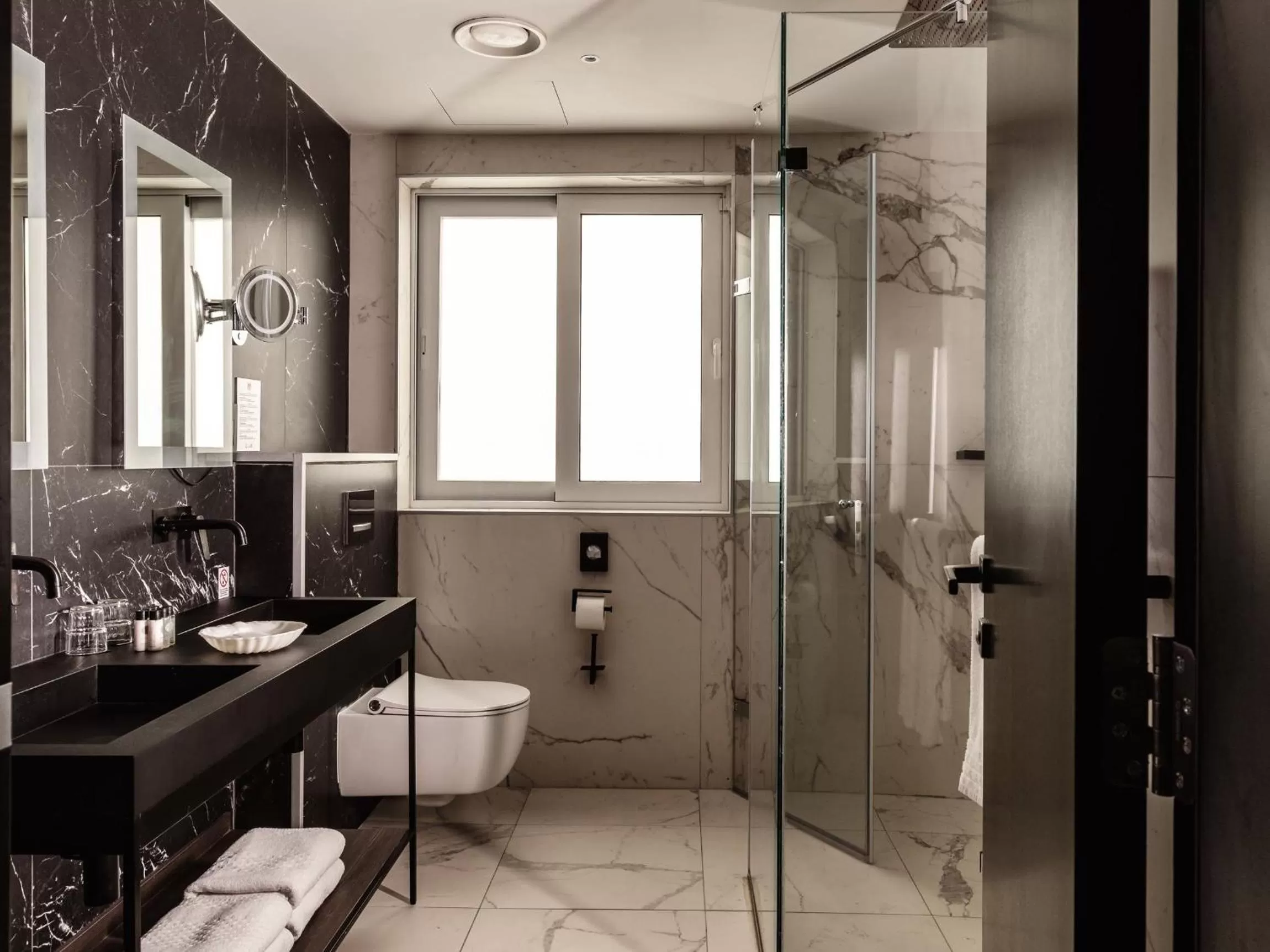 Shower in Melior Boutique Hotel
