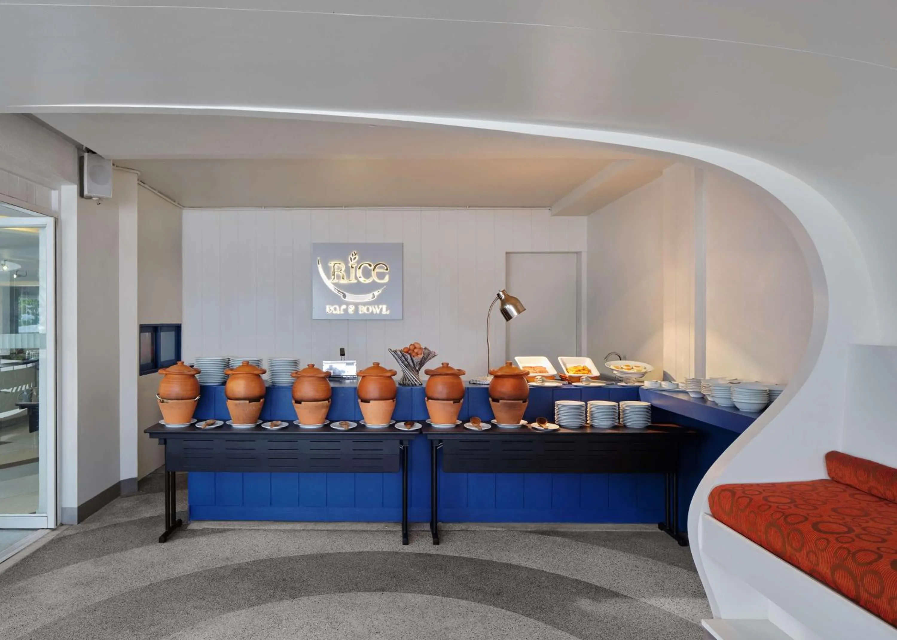 Restaurant/places to eat in Homm Bliss Southbeach Patong