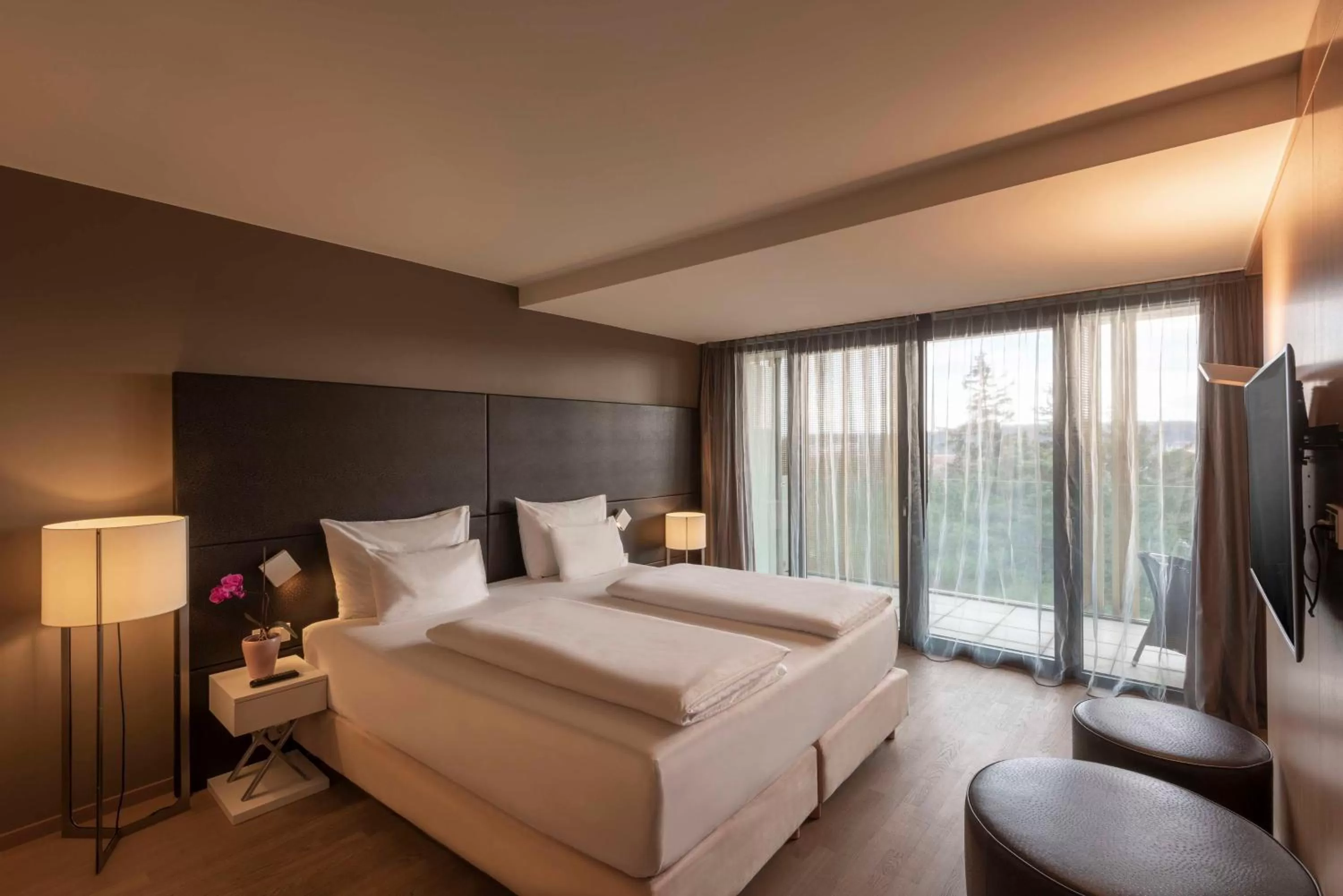 Bed in Doubletree by Hilton Vienna Schonbrunn