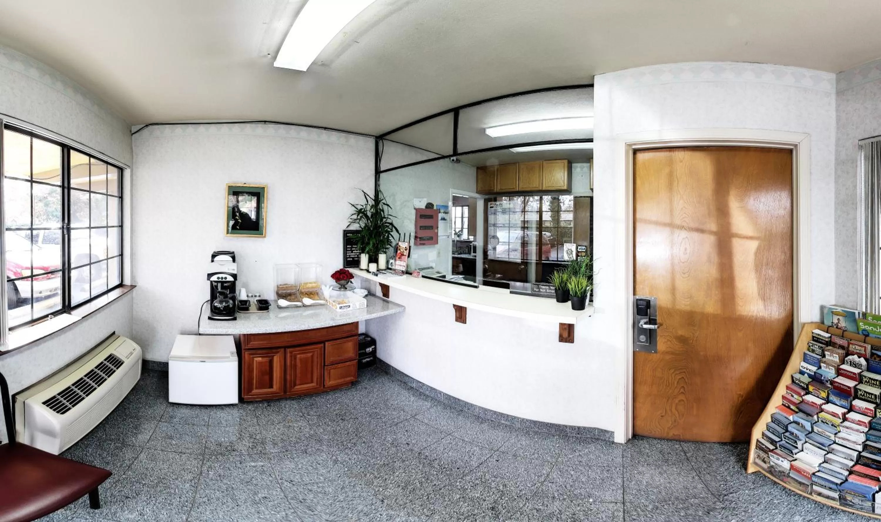 Lobby or reception in Valley Inn San Jose