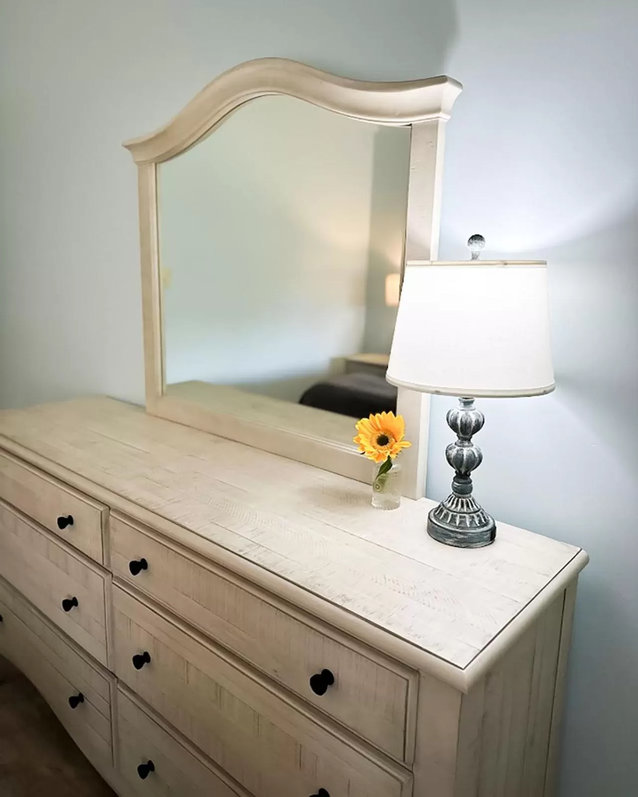 Bedroom in The General Stanton Inn