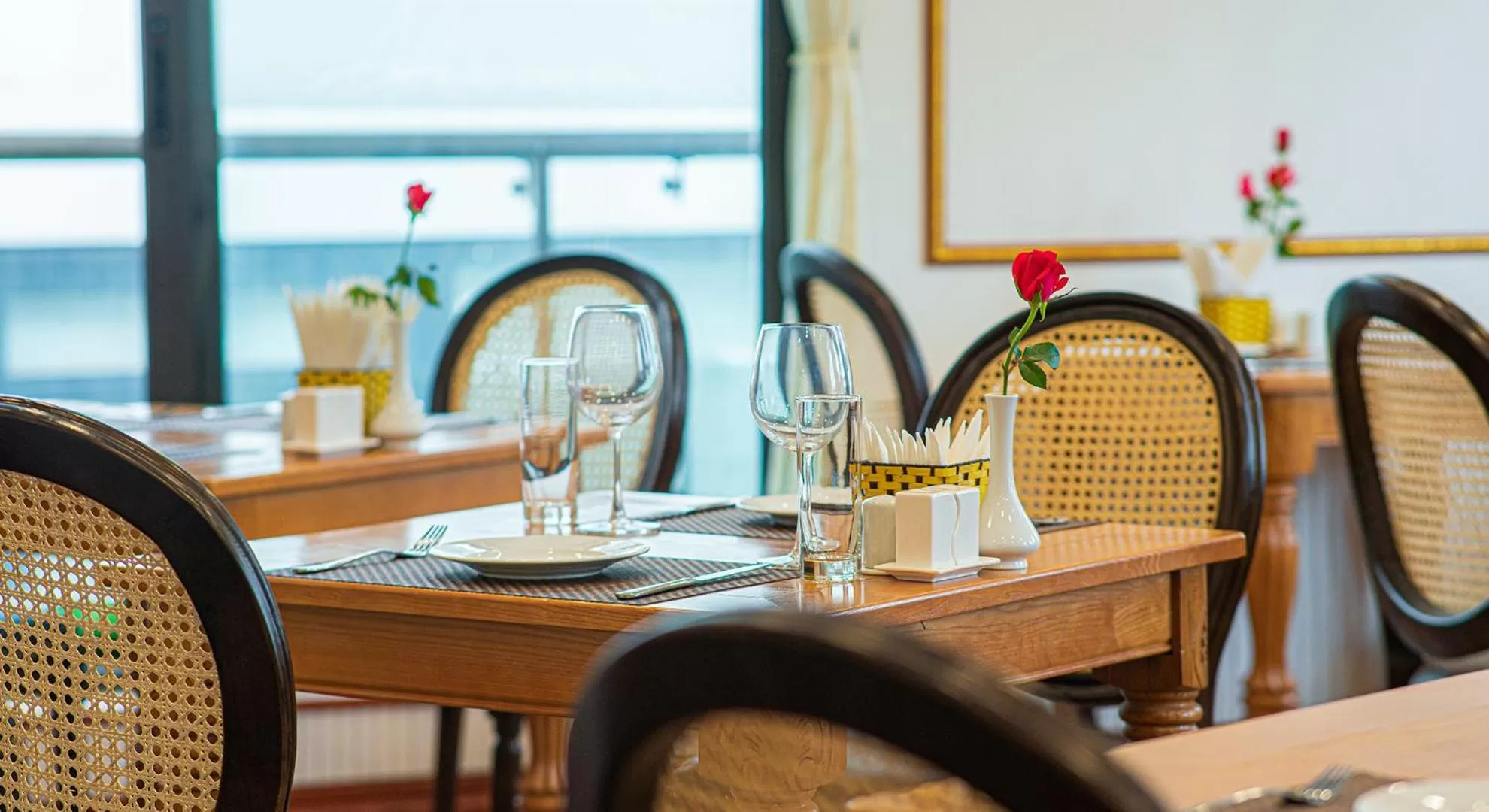 Restaurant/places to eat in Affa Boutique Hotel