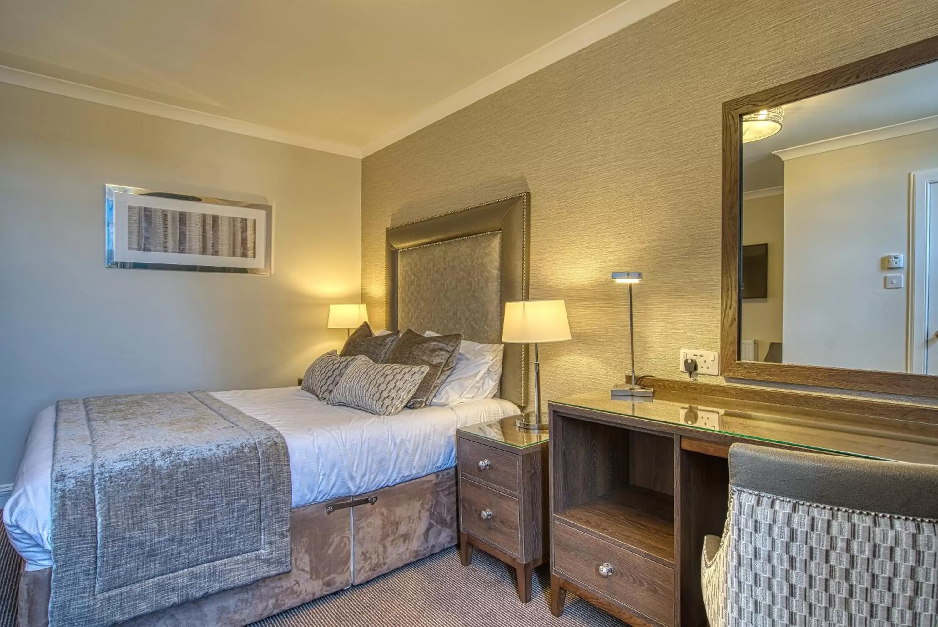 Classic Double or Twin Room in Best Western Inverness Palace Hotel & Spa Classic Double or Twin Room in Best Western Inverness Palace Hotel & Spa