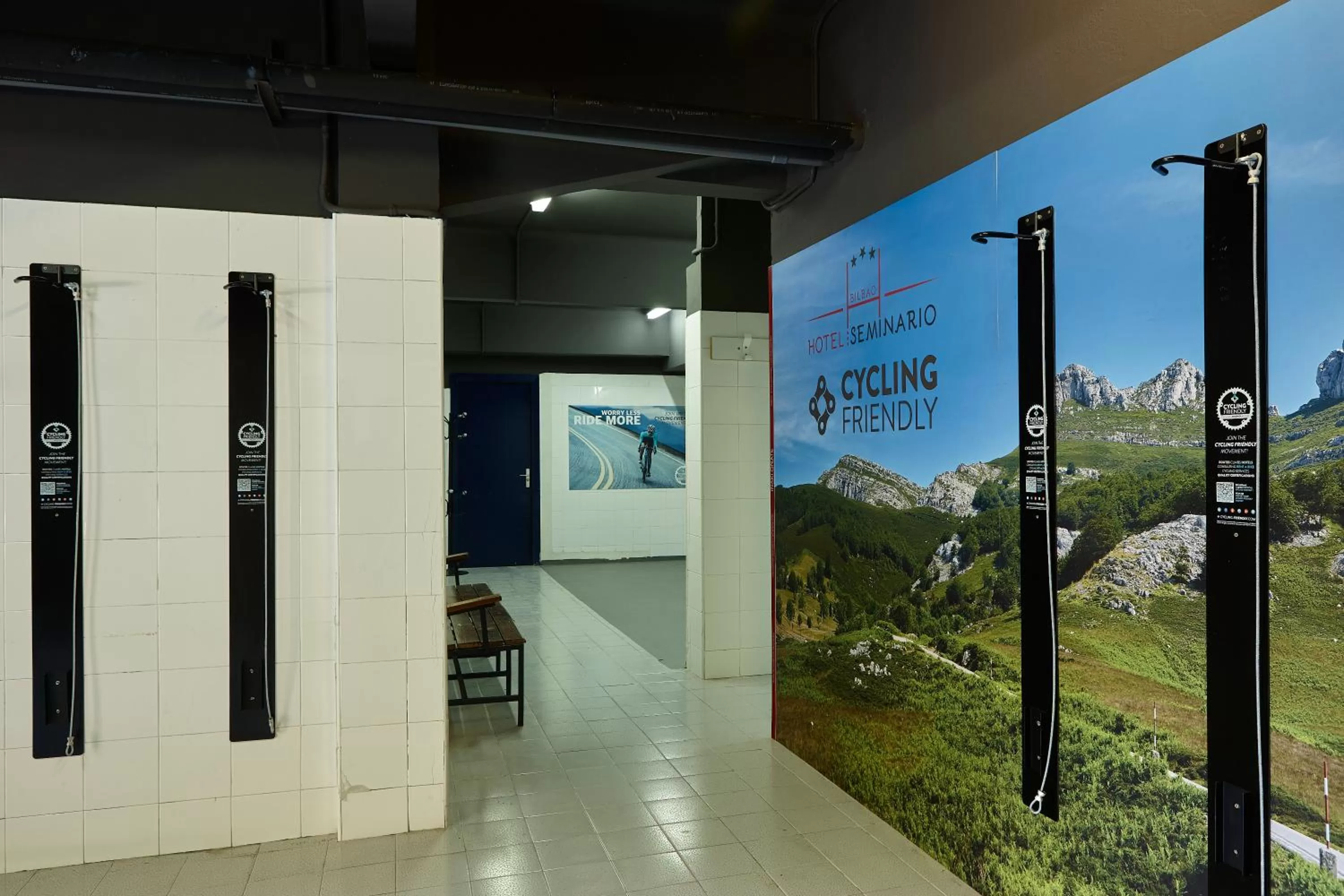 Cycling in Hotel Seminario Aeropuerto Bilbao