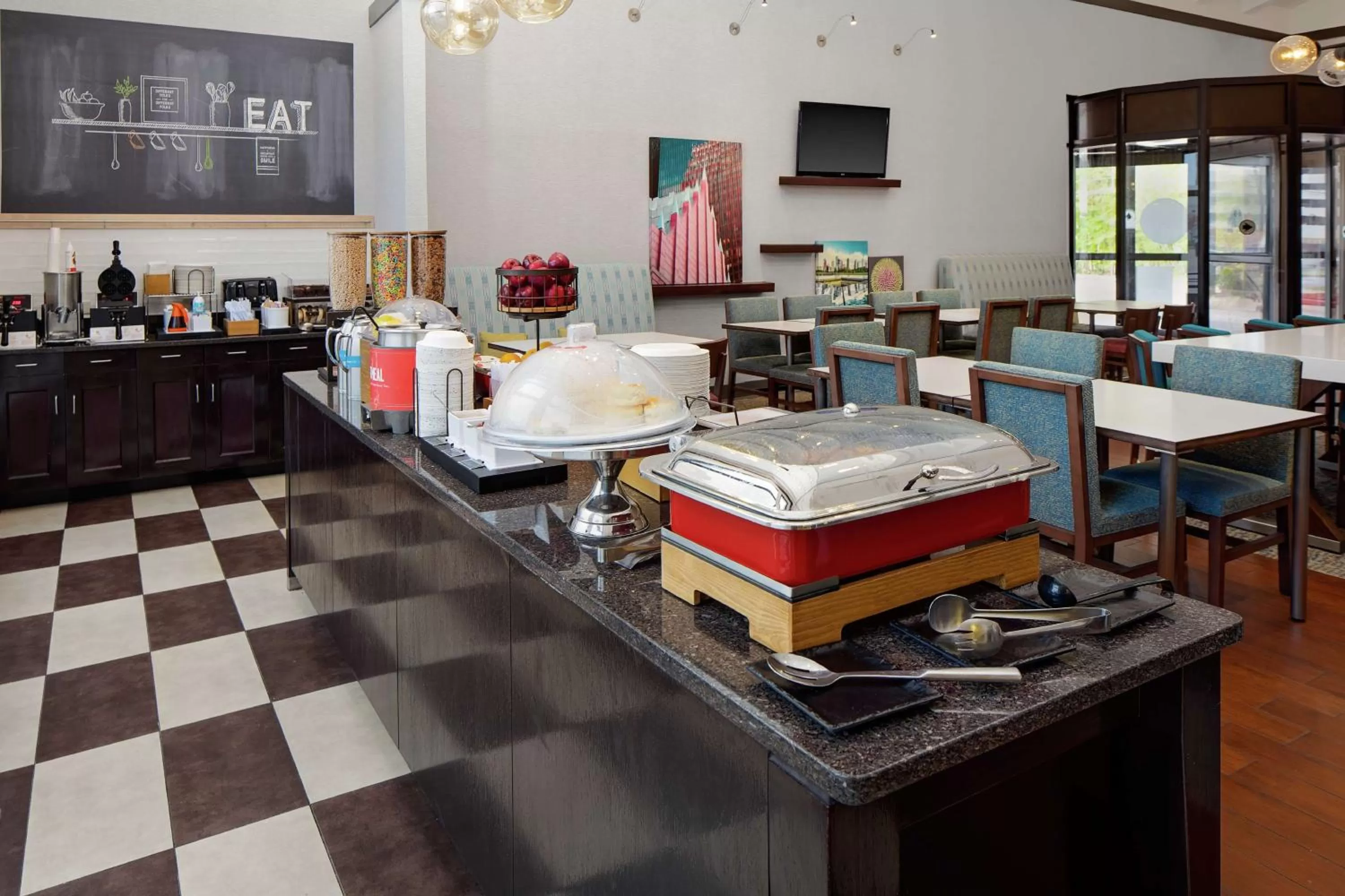 Breakfast in Hampton Inn & Suites Houston-Medical Center-NRG Park