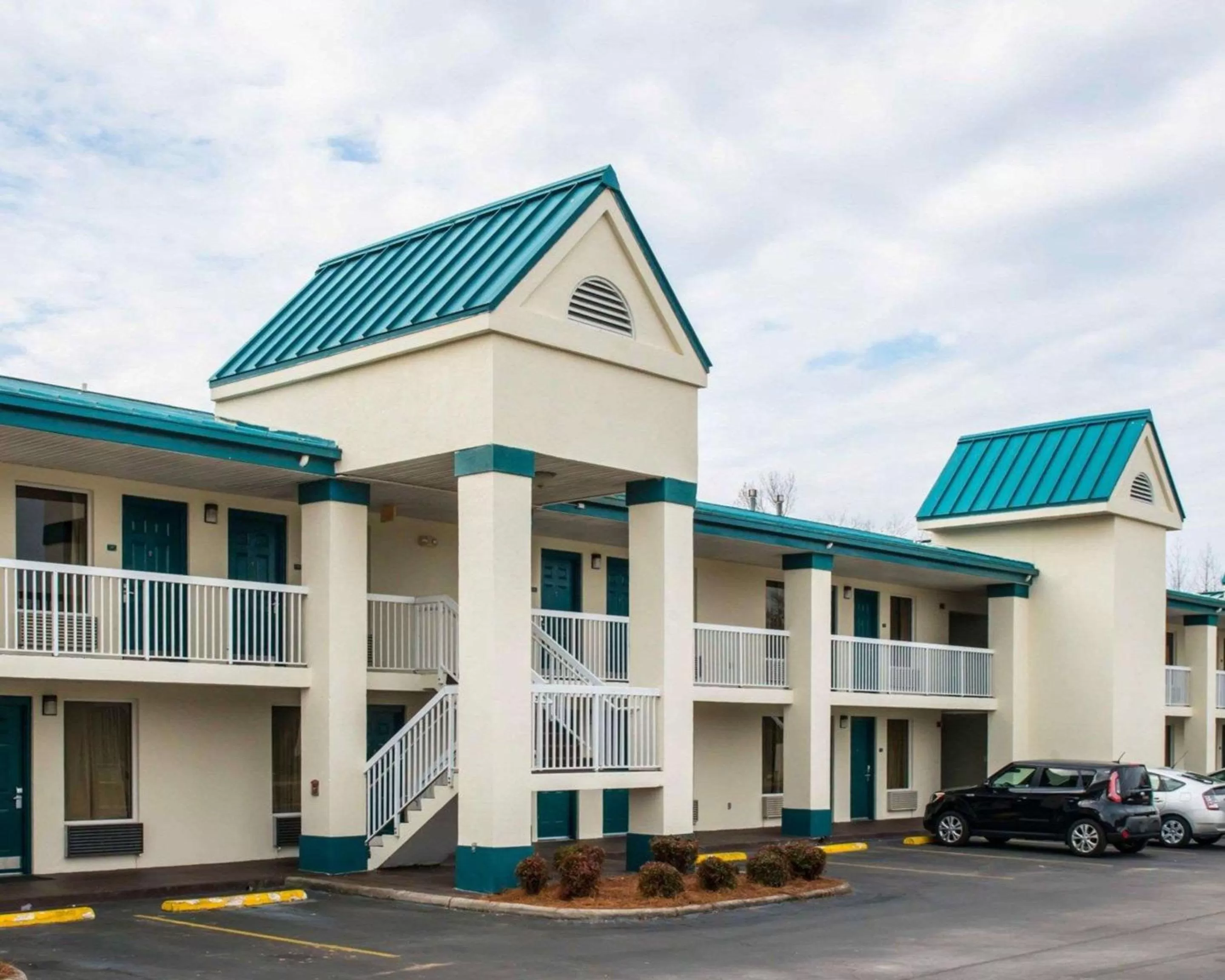Property building in Quality Inn Chipley I-10 at Exit 120