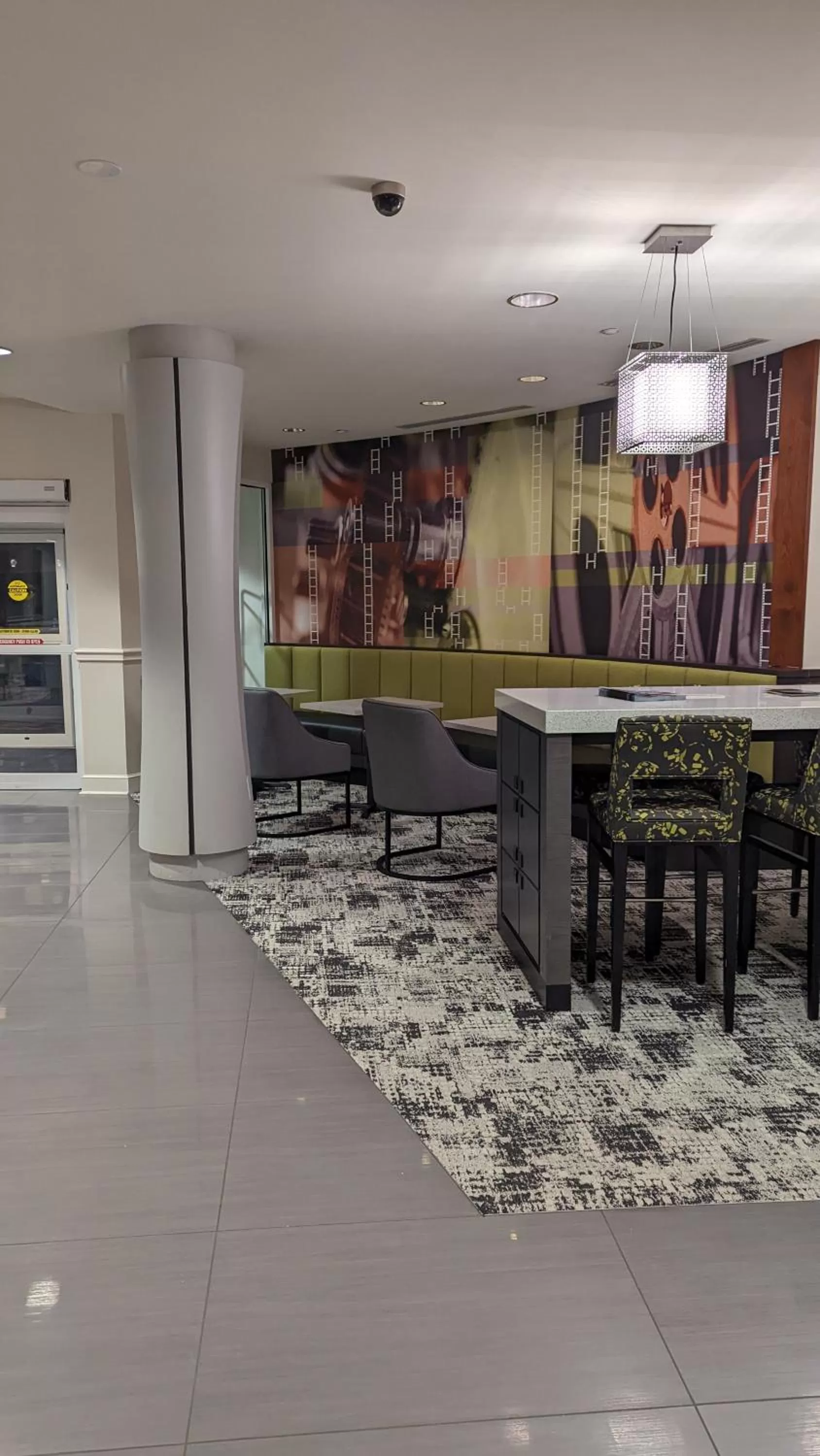 Lounge or bar in Hotel Indigo Jacksonville-Deerwood Park by IHG