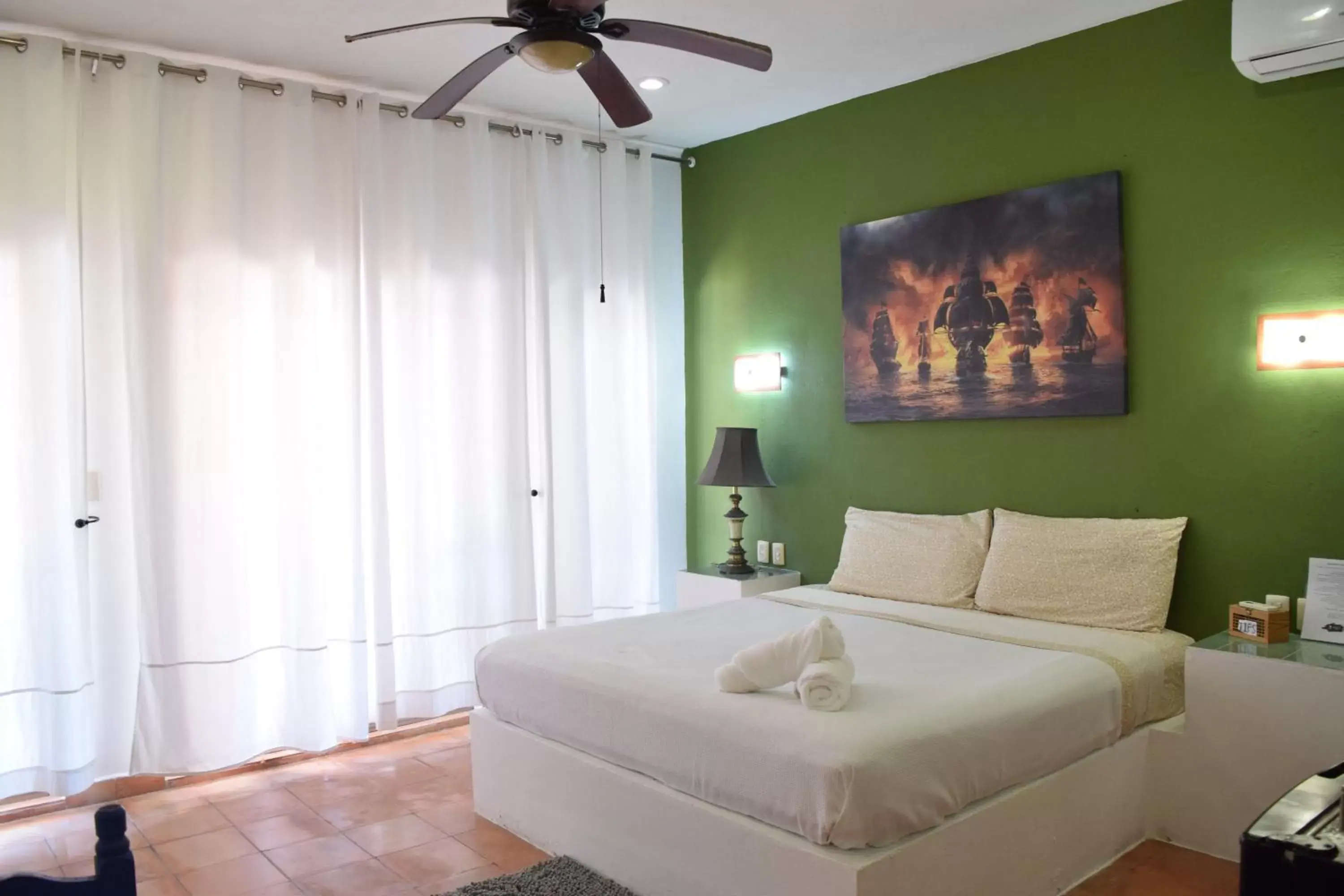 Deluxe Double Room in Hotel Boutique Skulls Landing Deluxe Double Room in Hotel Boutique Skulls Landing