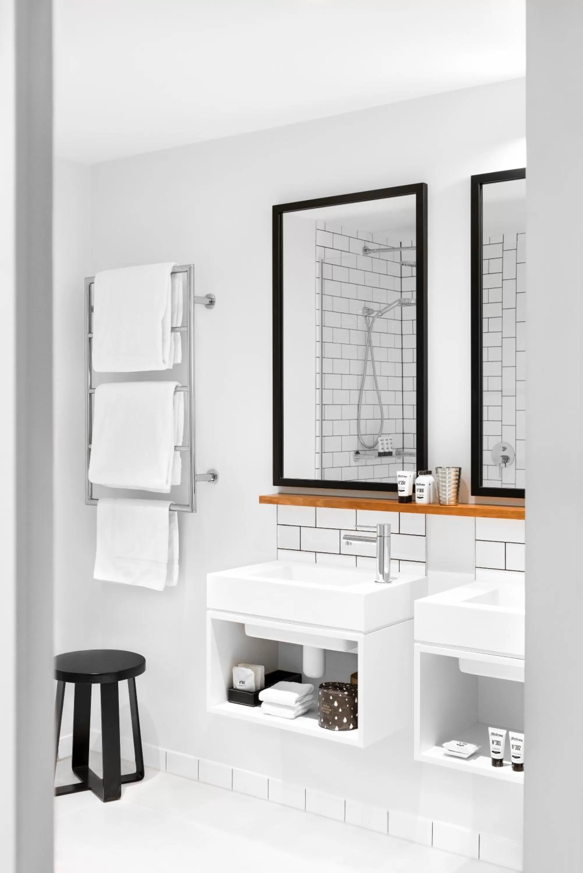 Bathroom in Laneways by Ovolo