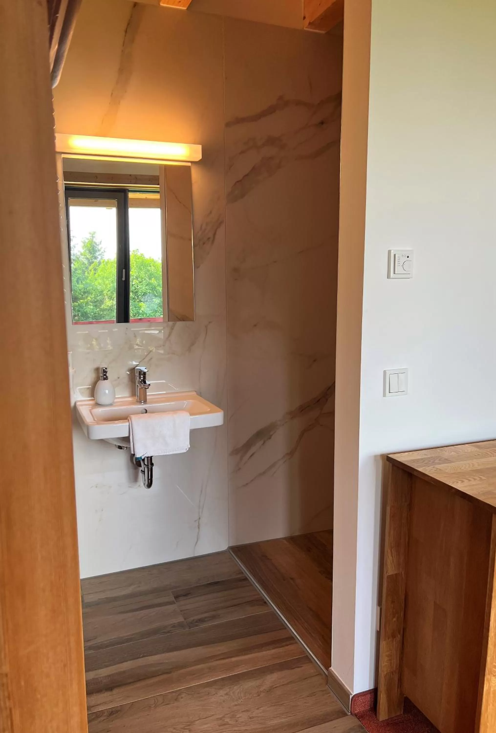 Bathroom in Sunhill Appartments, klimatisiert