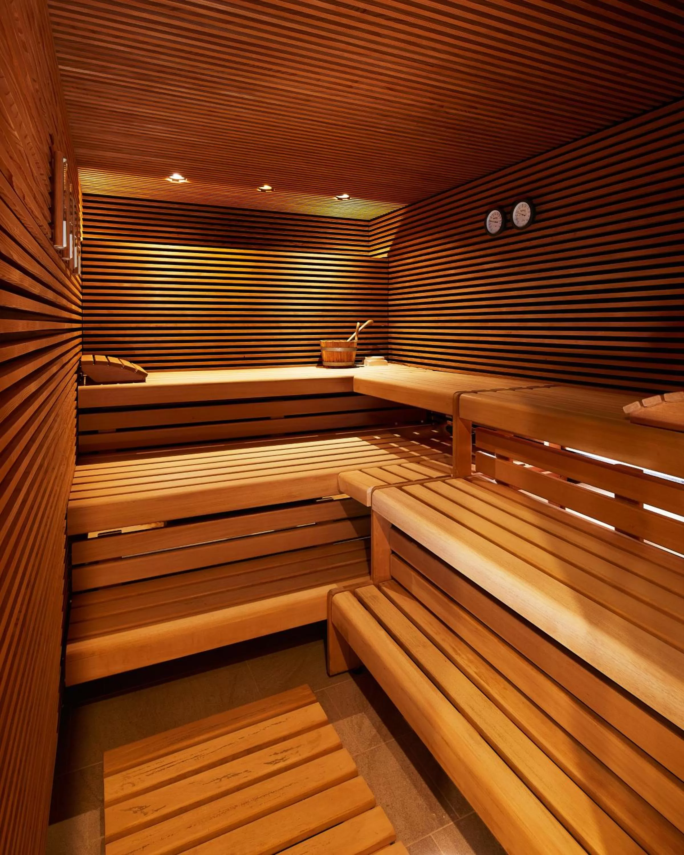 Fuchsbau Romantik Hotel & SPA Restaurant & FOX Bar